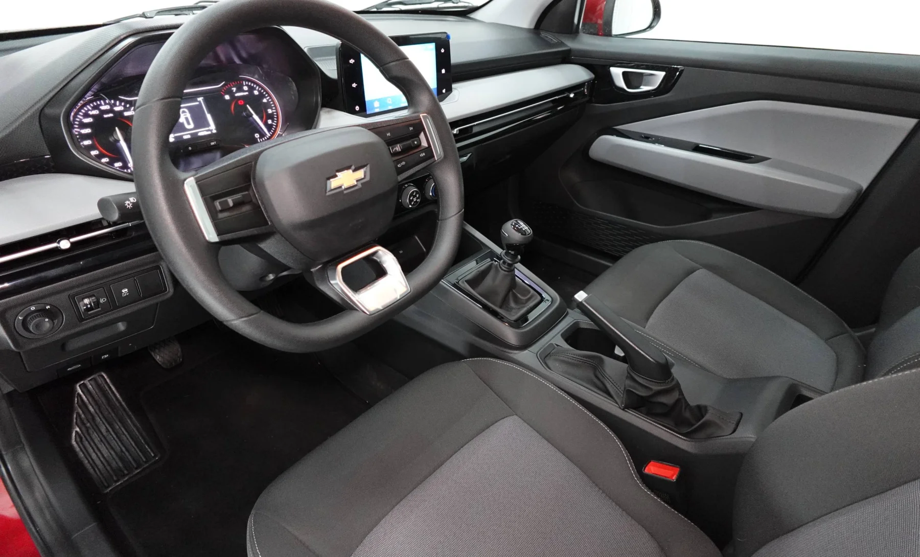 Chevrolet Aveo LT Plus 2026 — interior 1 de 4