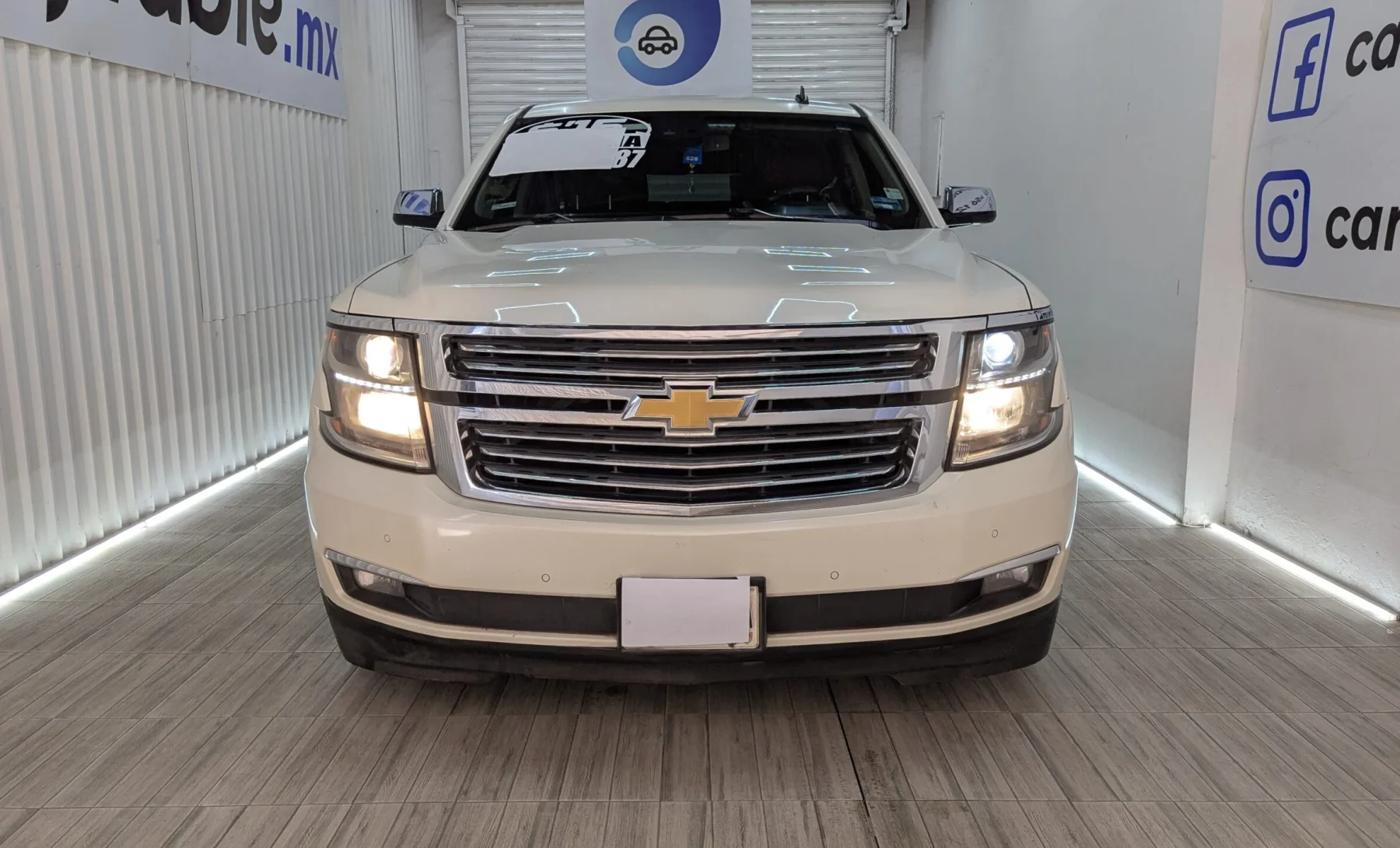 Chevrolet Suburban LTZ 2015 — exterior 2 de 5