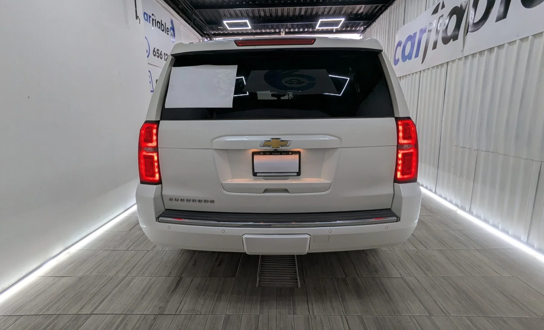 Chevrolet Suburban LTZ 2015 — exterior 5 de 5