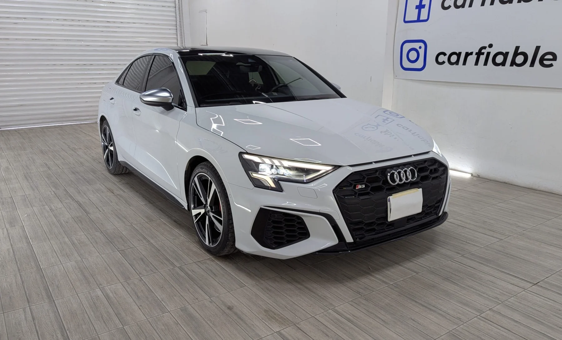 Audi S3 Base 2023 — exterior 4 de 5