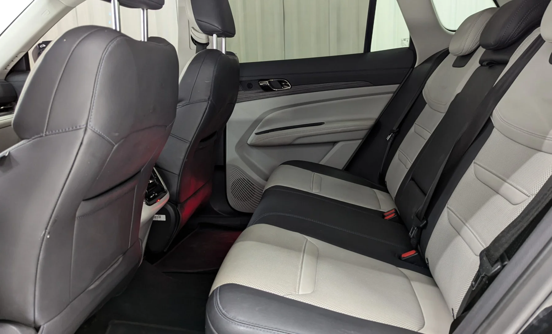 Ford Territory Ambiente 2023 — interior 2 de 4