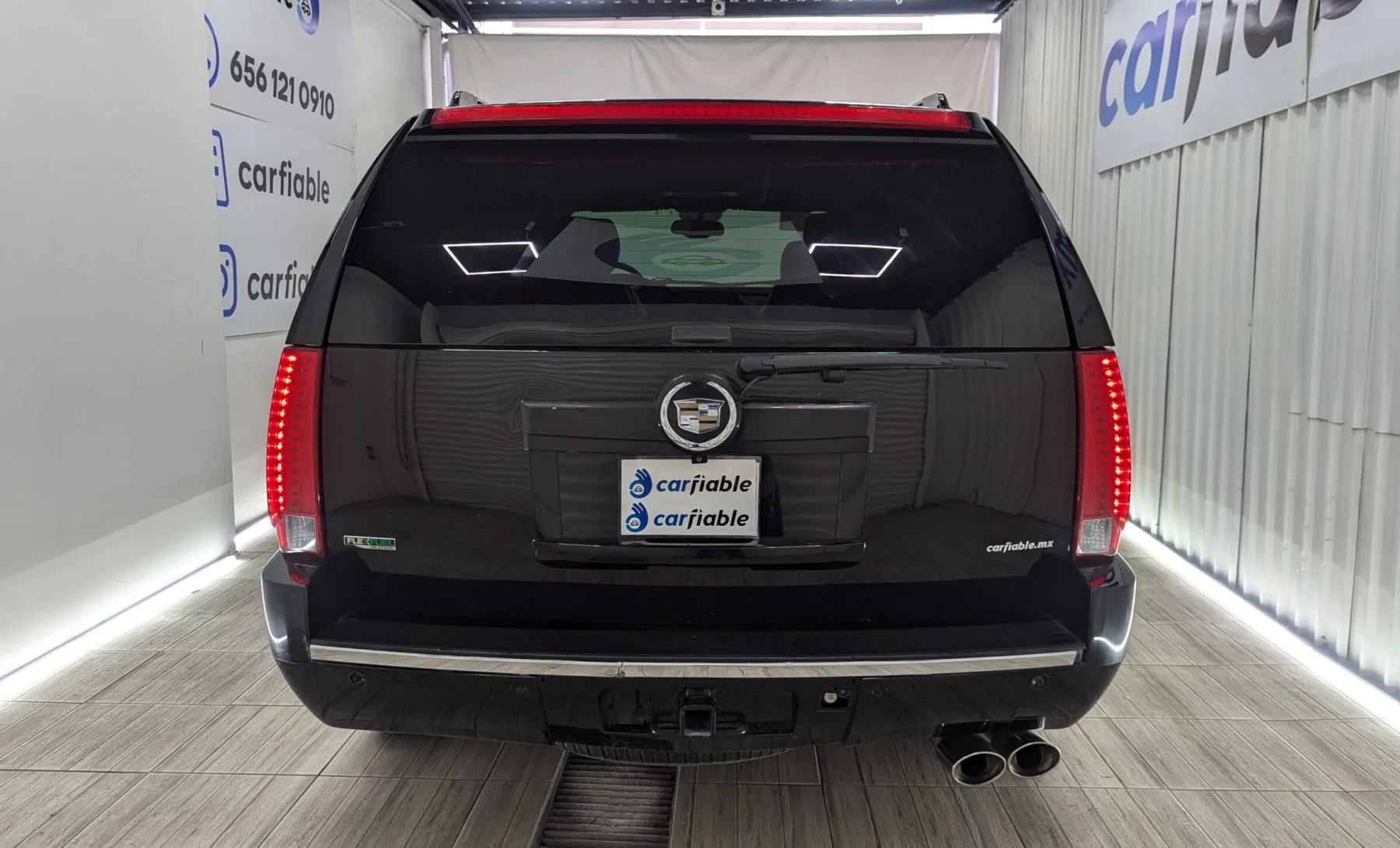 Cadillac Escalade 2010 — exterior 5 de 5