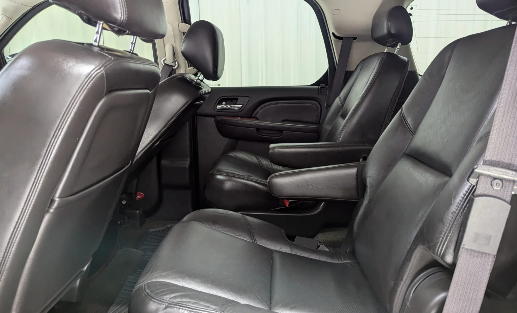 Cadillac Escalade 2010 — interior 2 de 4