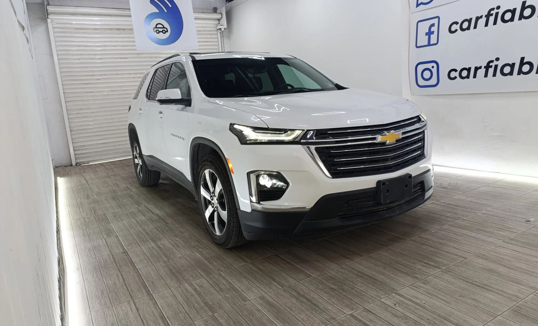 Chevrolet Traverse High Country 2023 — exterior 3 de 5