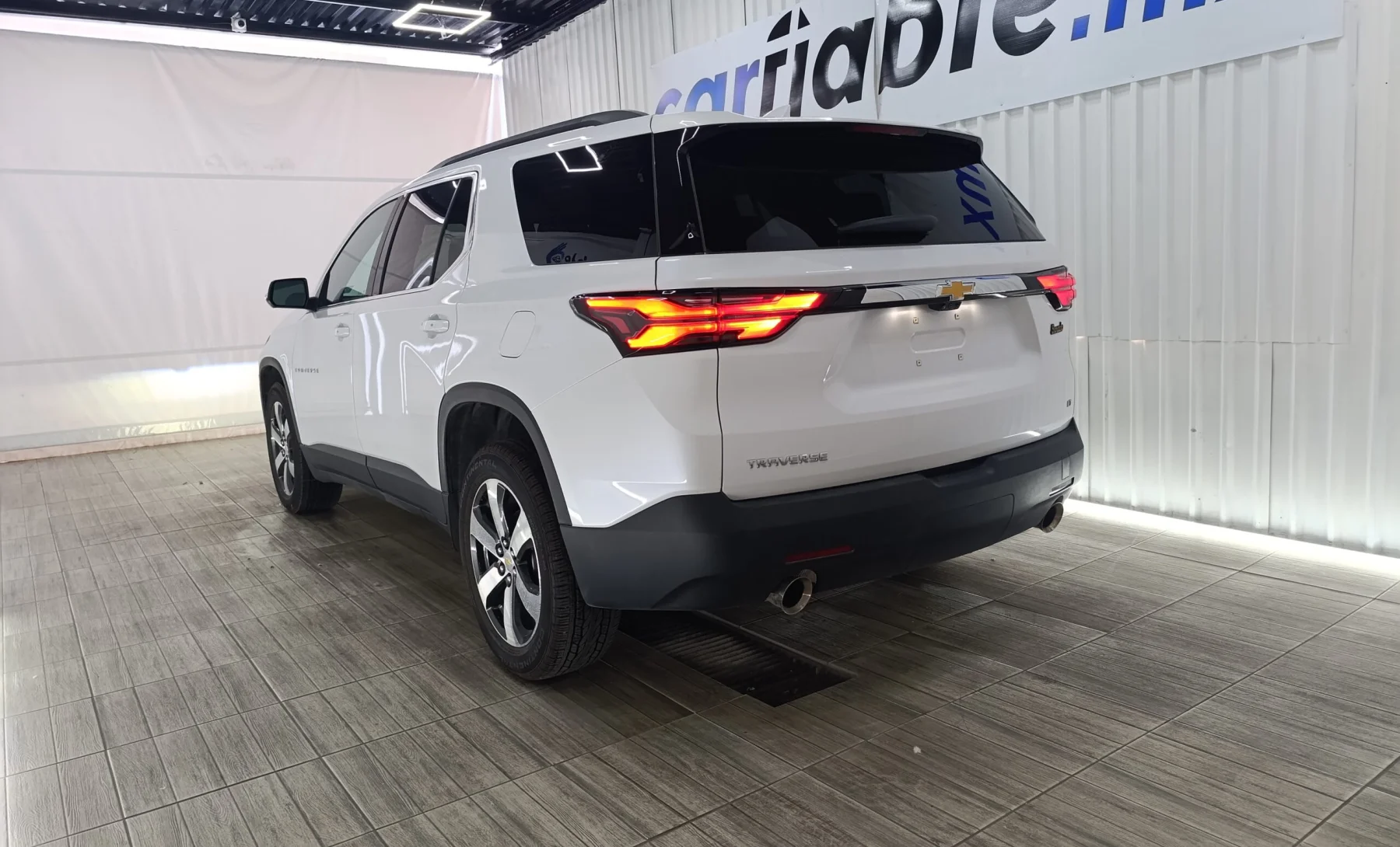 Chevrolet Traverse High Country 2023 — exterior 5 de 5