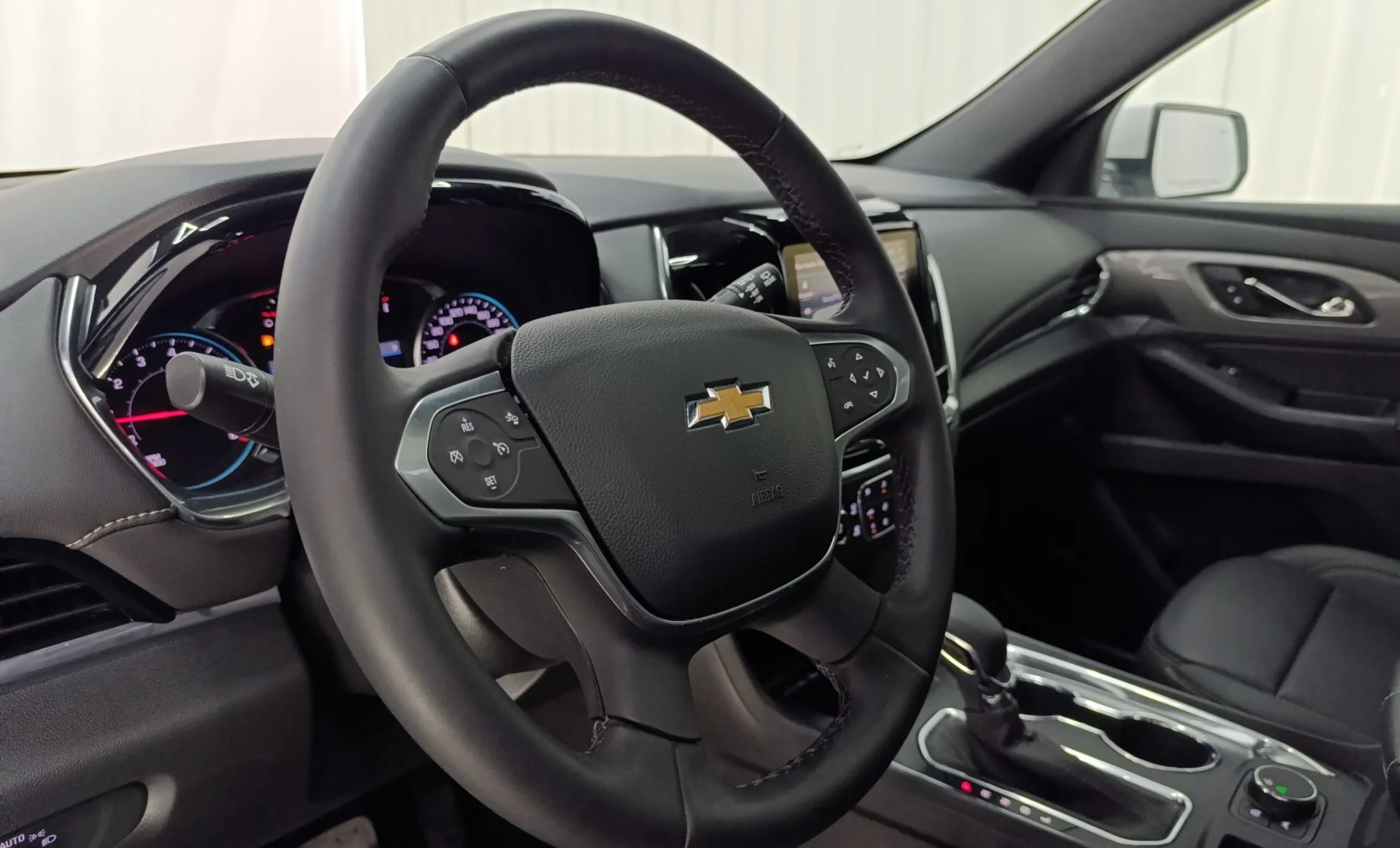 Chevrolet Traverse High Country 2023 — interior 4 de 4