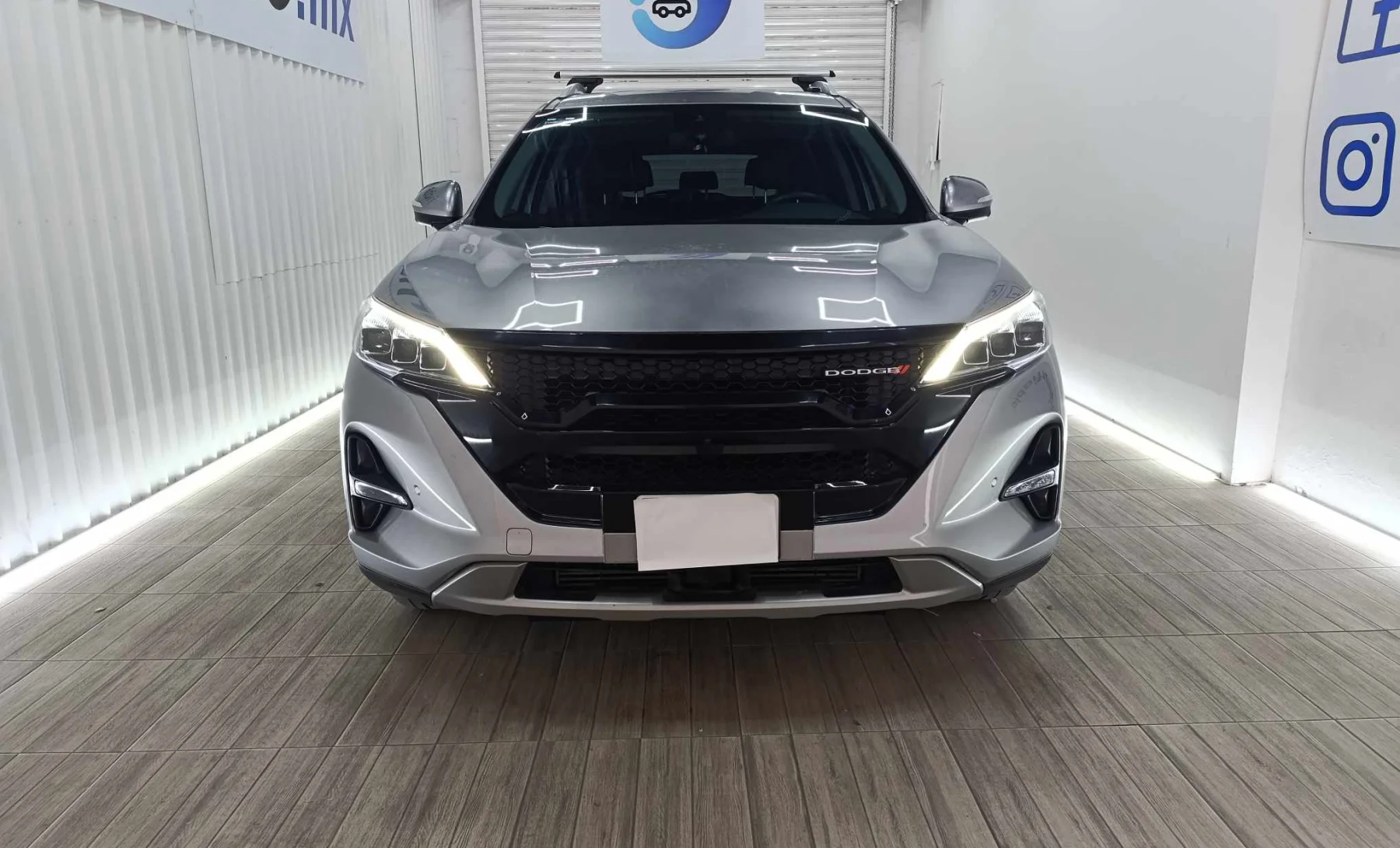 Dodge Journey GT 2023 — exterior 2 de 5