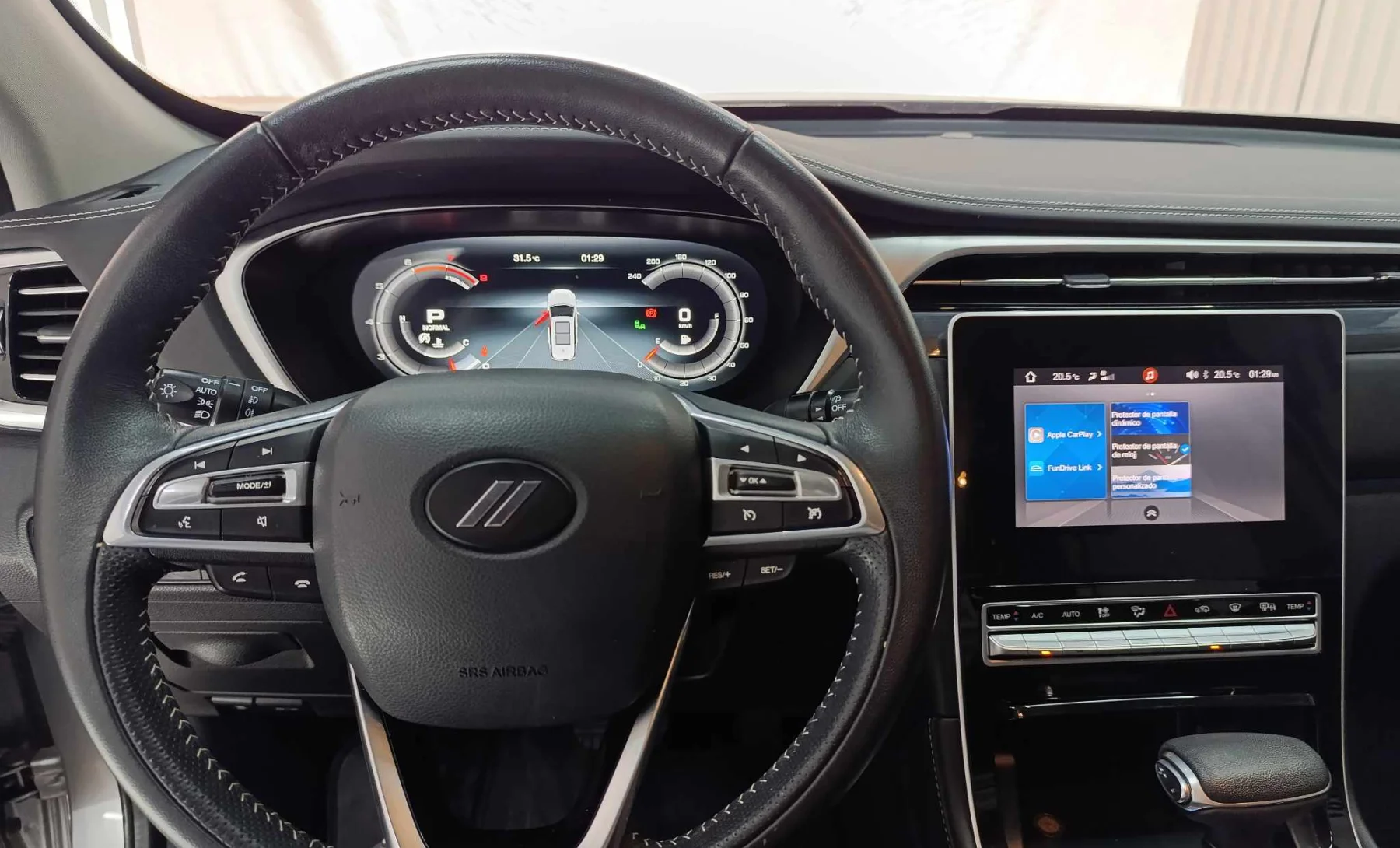 Dodge Journey GT 2023 — interior 3 de 4