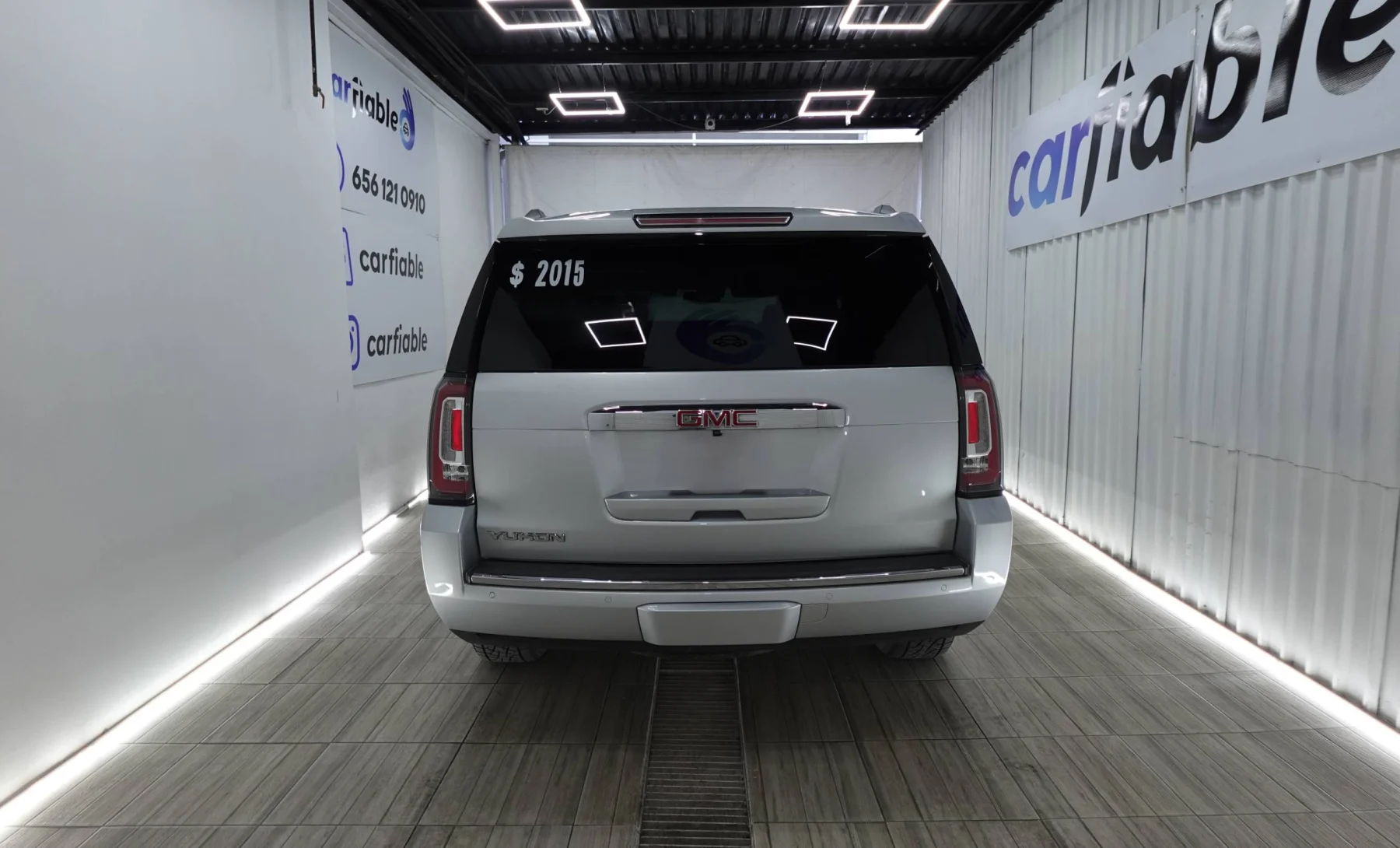 GMC Yukon Denali 2015 — exterior 5 de 5