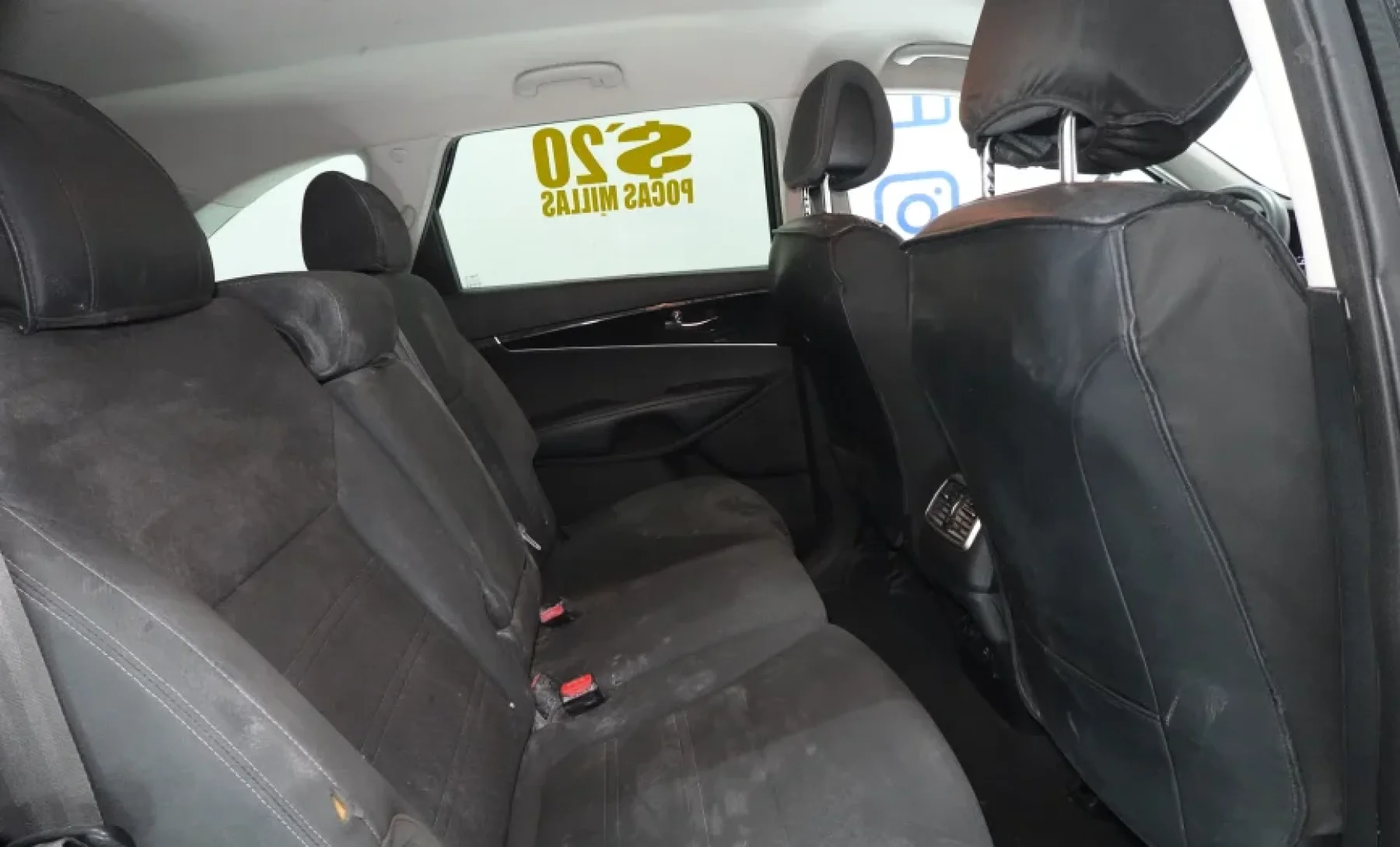 Kia Sorento SX 2020 — interior 3 de 4
