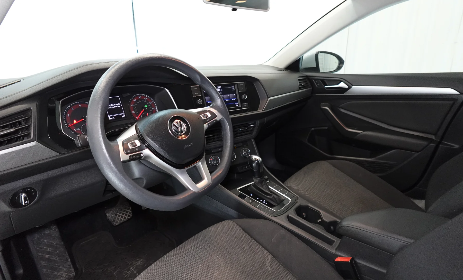 Volkswagen Jetta S 2021 — interior 2 de 7