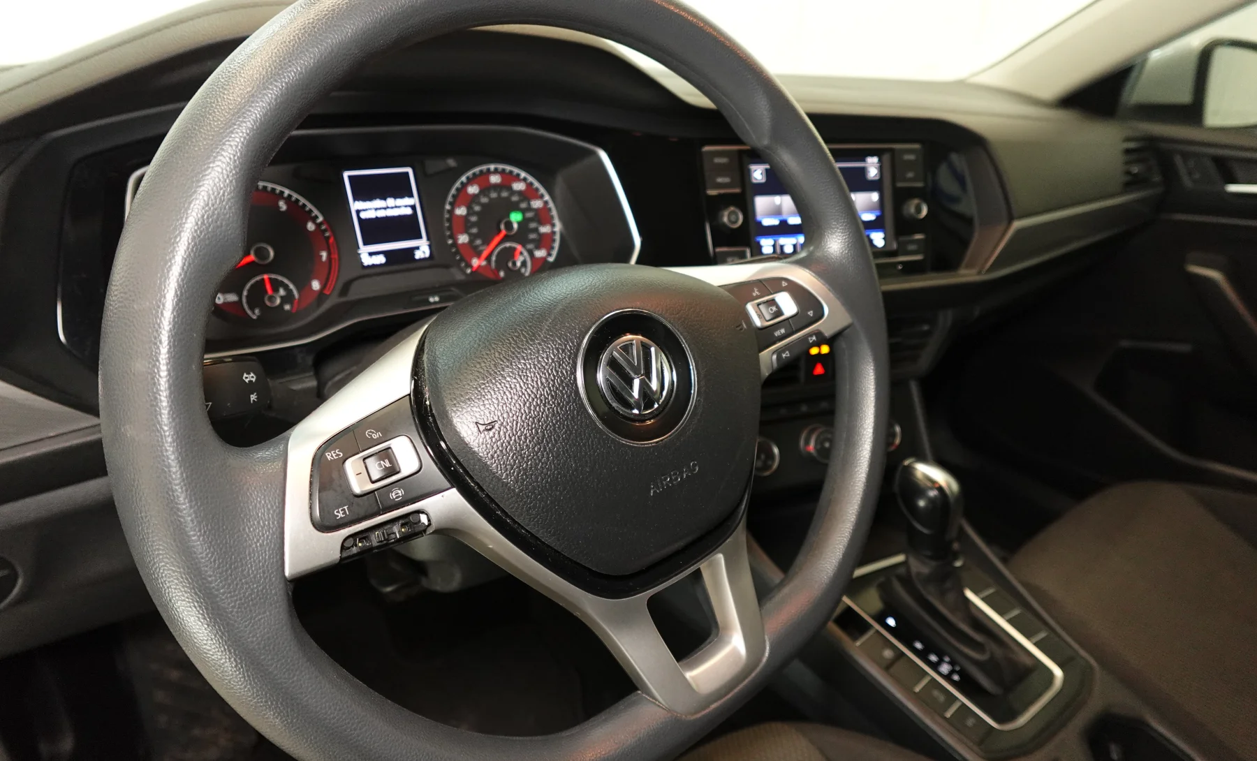 Volkswagen Jetta S 2021 — interior 3 de 7
