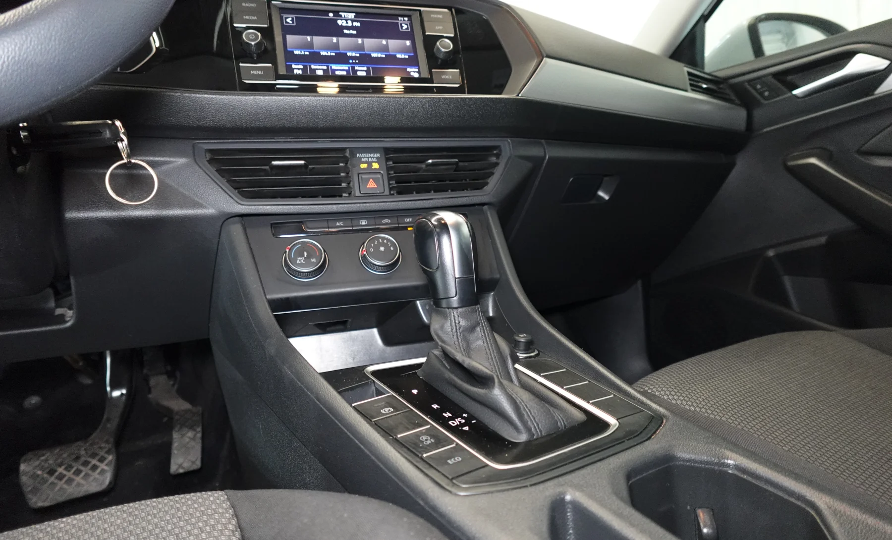 Volkswagen Jetta S 2021 — interior 4 de 7