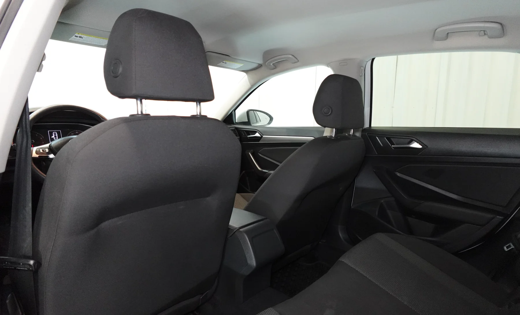 Volkswagen Jetta S 2021 — interior 5 de 7