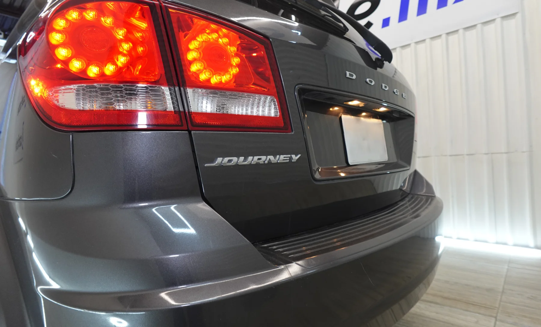 Dodge Journey SXT 2016 — exterior 7 de 8