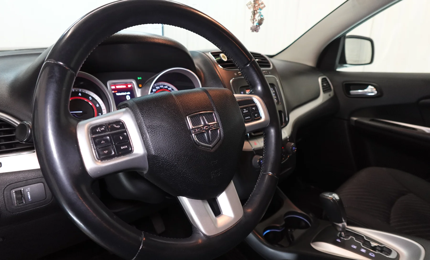 Dodge Journey SXT 2016 — interior 2 de 9