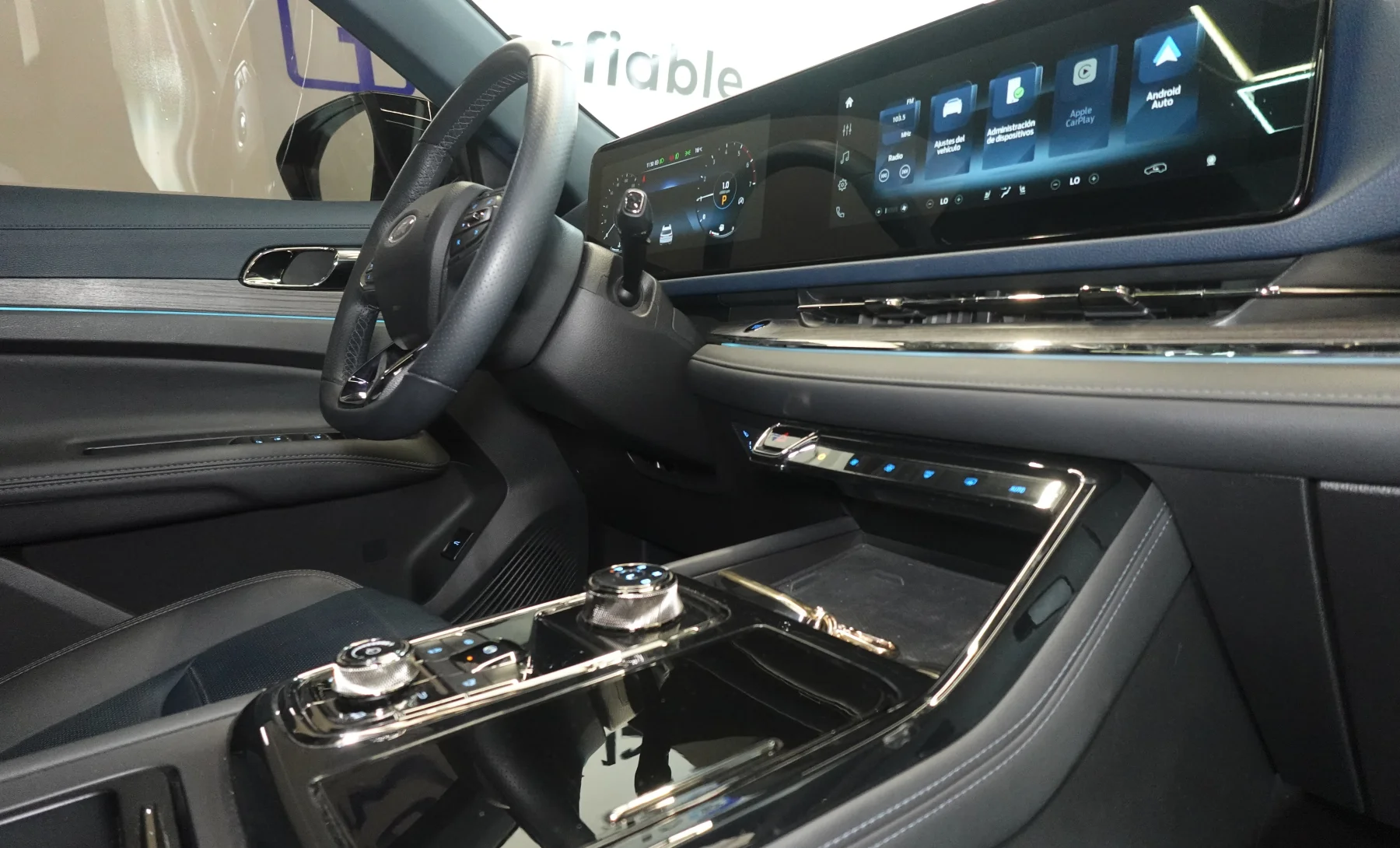 Ford Territory Titanium 2025 — interior 3 de 9
