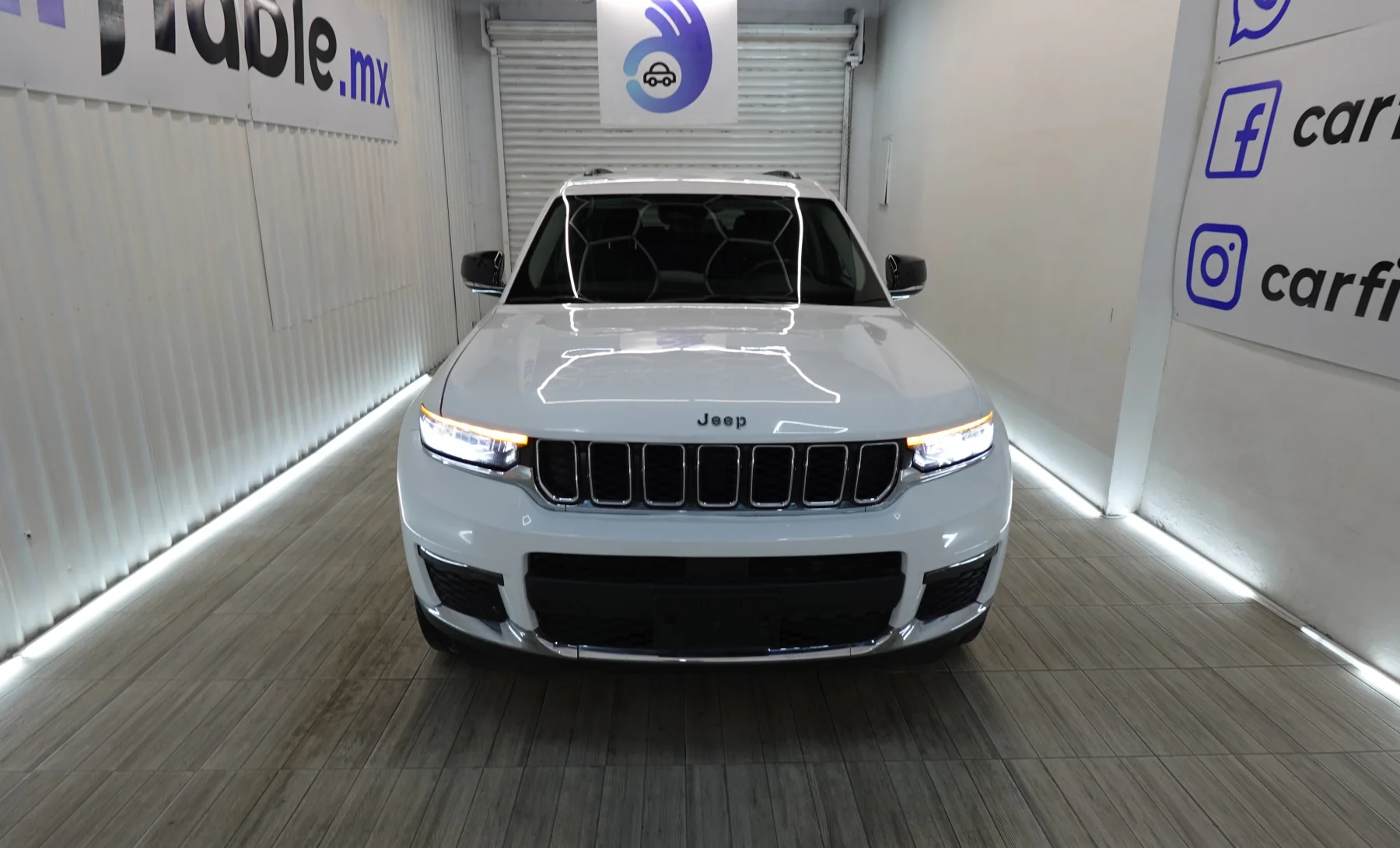 Jeep Grand Cherokee L Limited 2021 — exterior 2 de 9