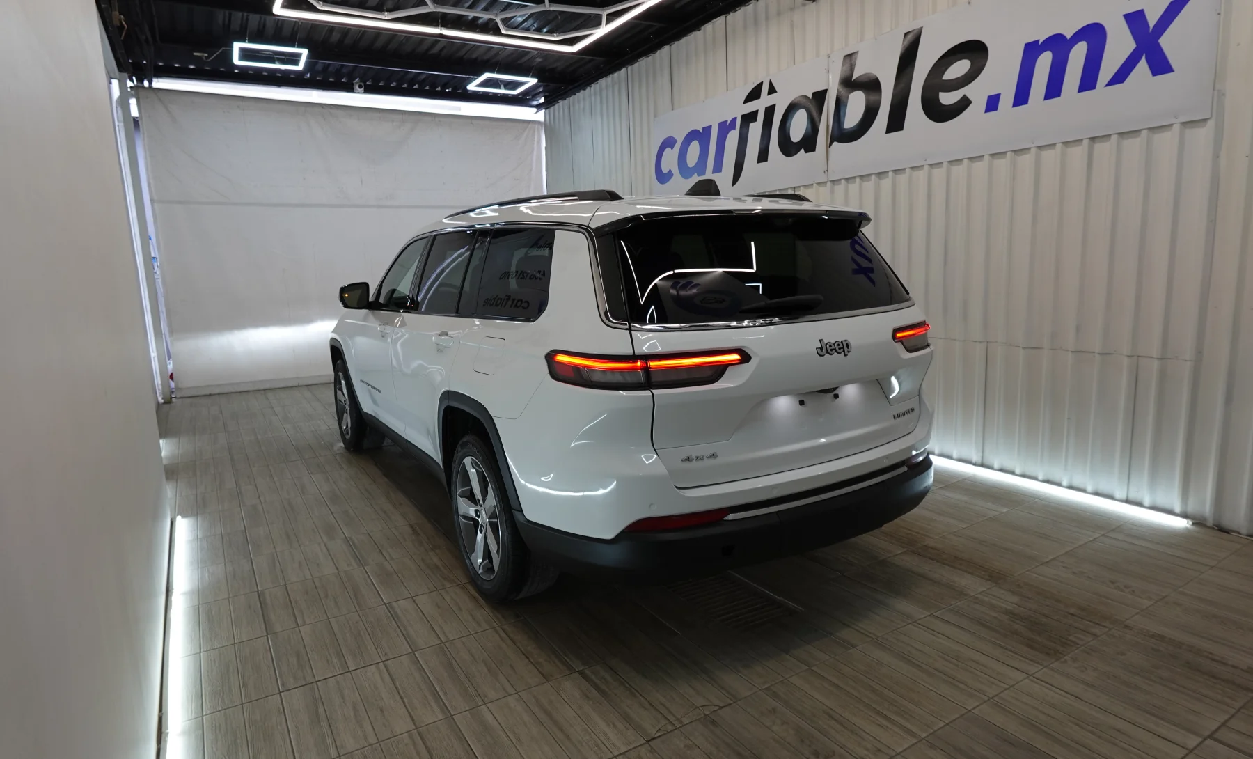 Jeep Grand Cherokee L Limited 2021 — exterior 5 de 9