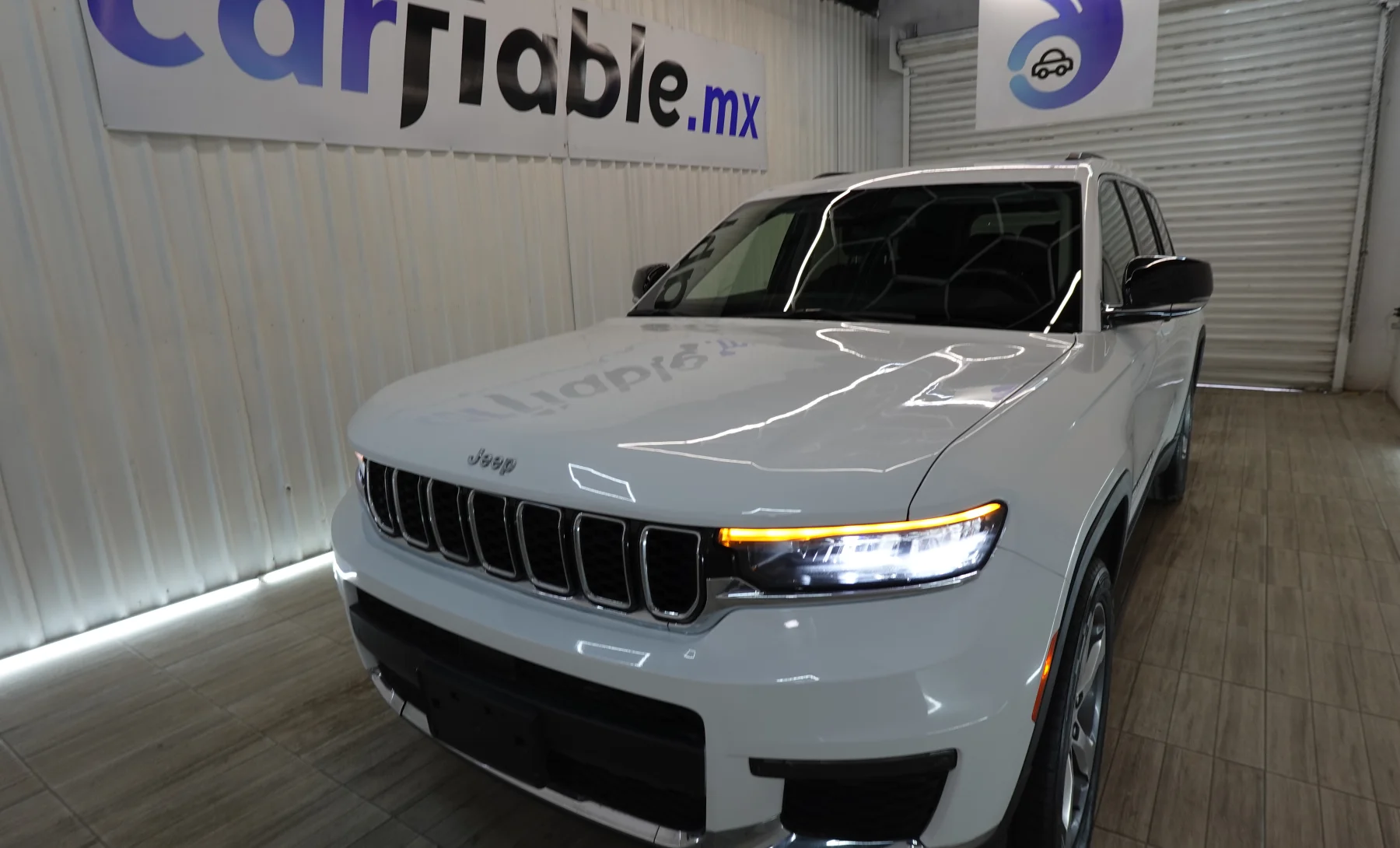 Jeep Grand Cherokee L Limited 2021 — exterior 7 de 9