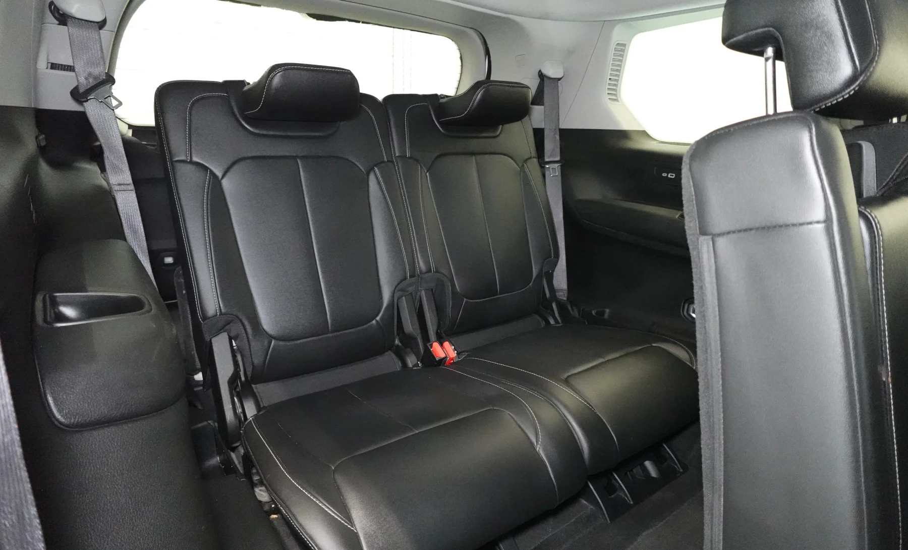 Jeep Grand Cherokee L Limited 2021 — interior 4 de 9