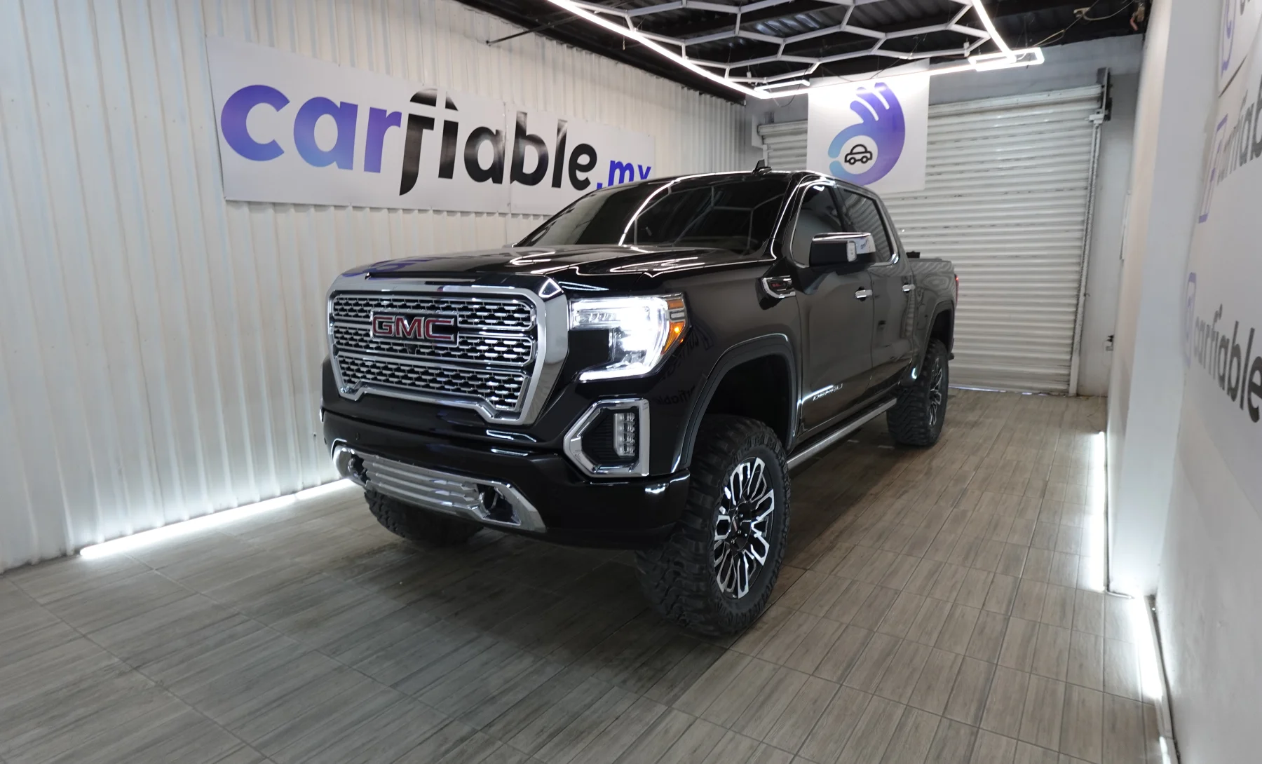 GMC Sierra Denali 2019 — exterior 1 de 9