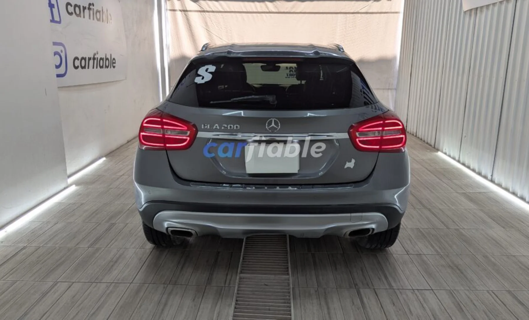 Mercedes-Benz GLA200 Sport 2015 — exterior 4 de 5