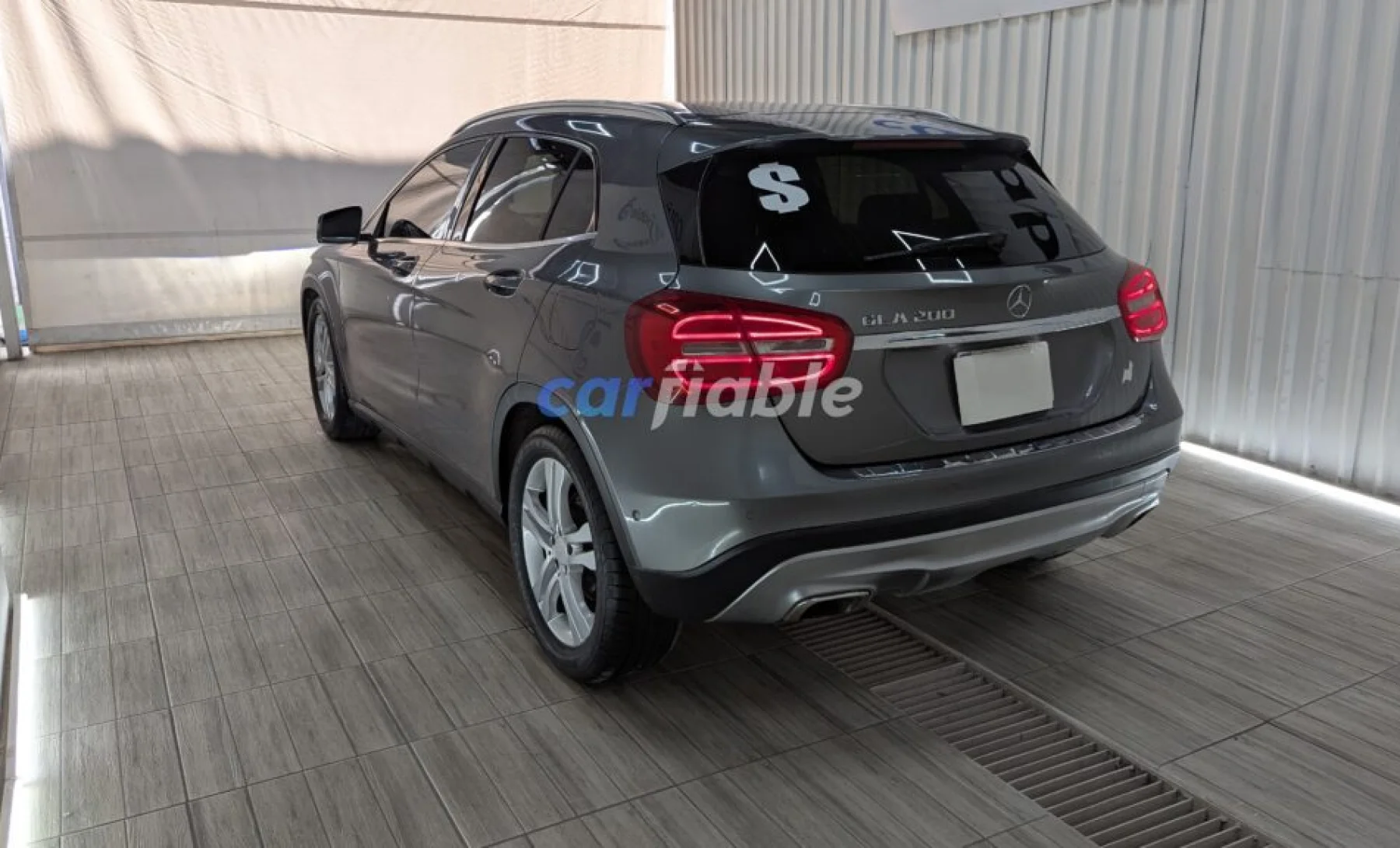 Mercedes-Benz GLA200 Sport 2015 — exterior 5 de 5