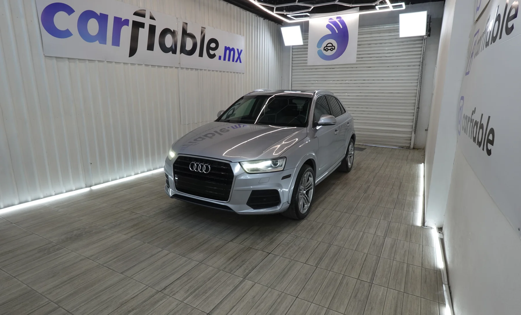 Audi Q3 Premium Plus 2017 — exterior 1 de 6