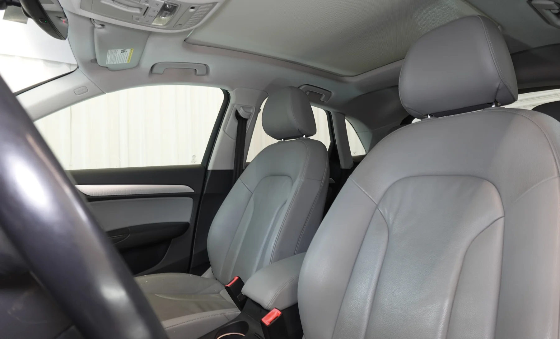 Audi Q3 Premium Plus 2017 — interior 3 de 6
