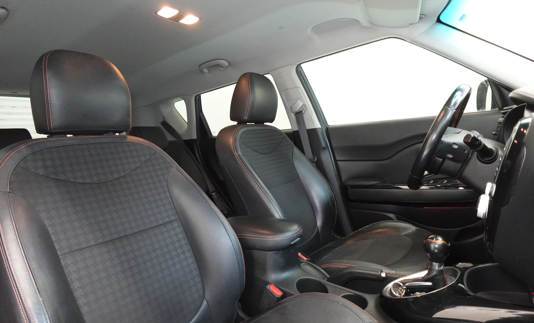 Kia Soul SX 2017 — interior 4 de 7