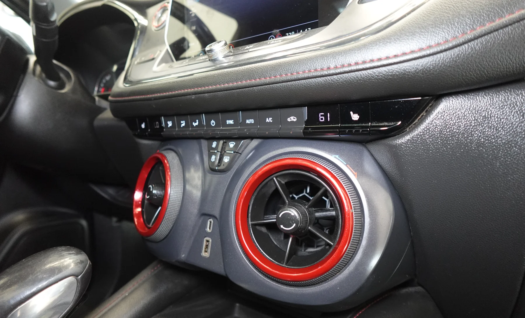 Chevrolet Blazer RS 2021 — interior 6 de 8