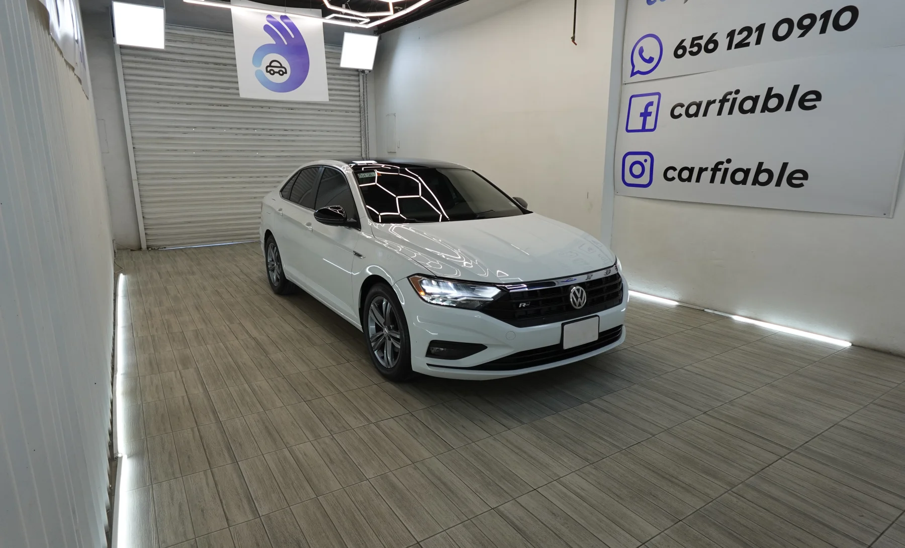 Volkswagen Jetta R-Line 2020 — exterior 3 de 8