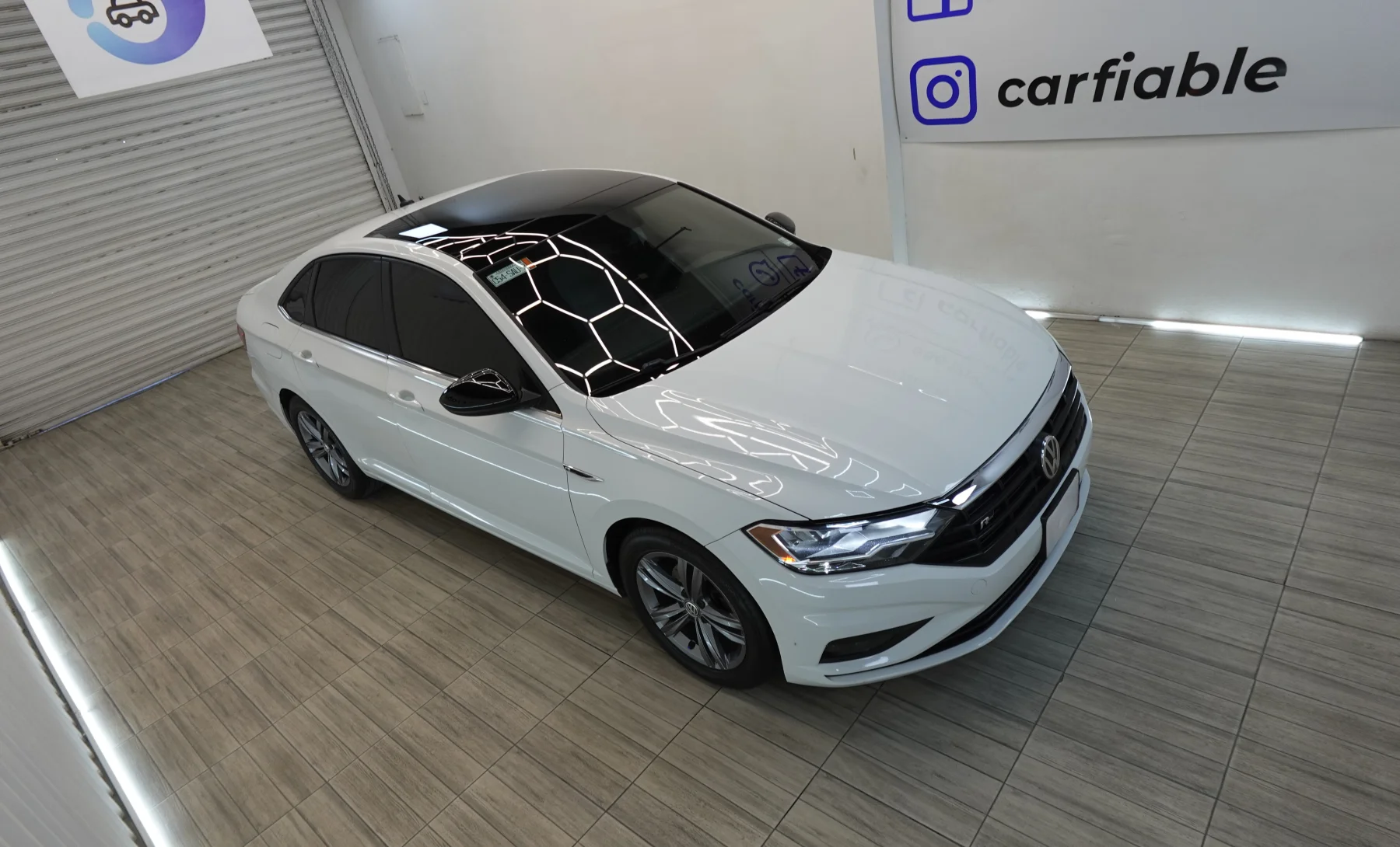 Volkswagen Jetta R-Line 2020 — exterior 8 de 8