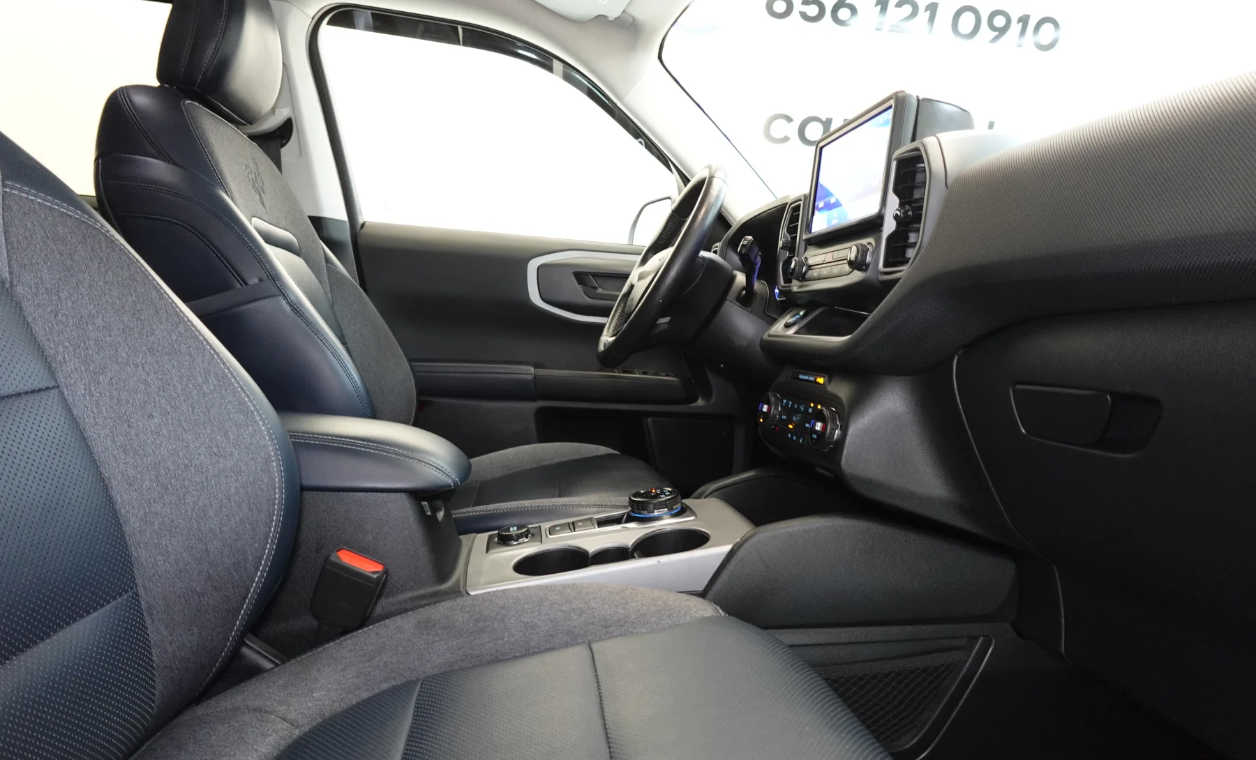 Ford Bronco Sport Outer Banks 2021 — interior 8 de 8