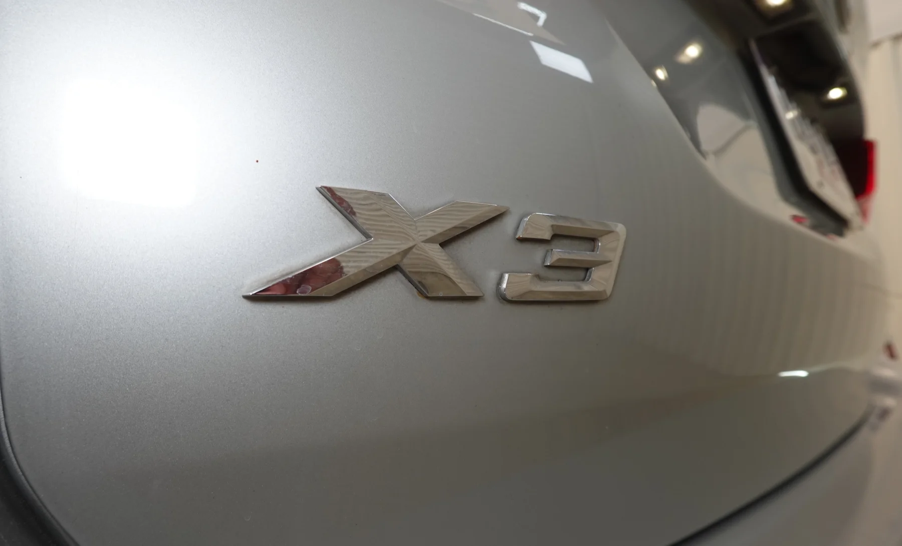 BMW X3 sDrive20i Executive 2019 — exterior 9 de 10