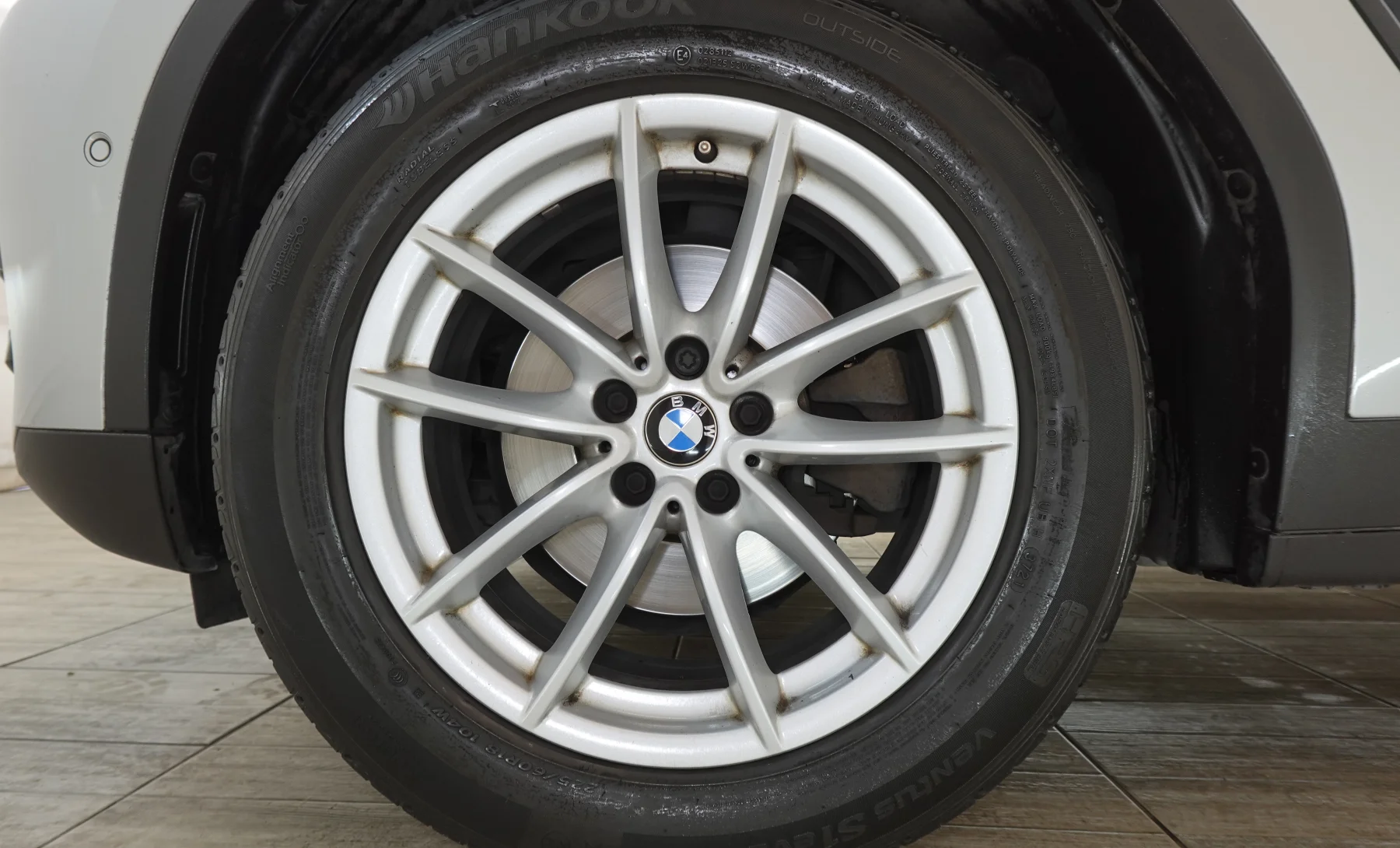 BMW X3 sDrive20i Executive 2019 — exterior 10 de 10