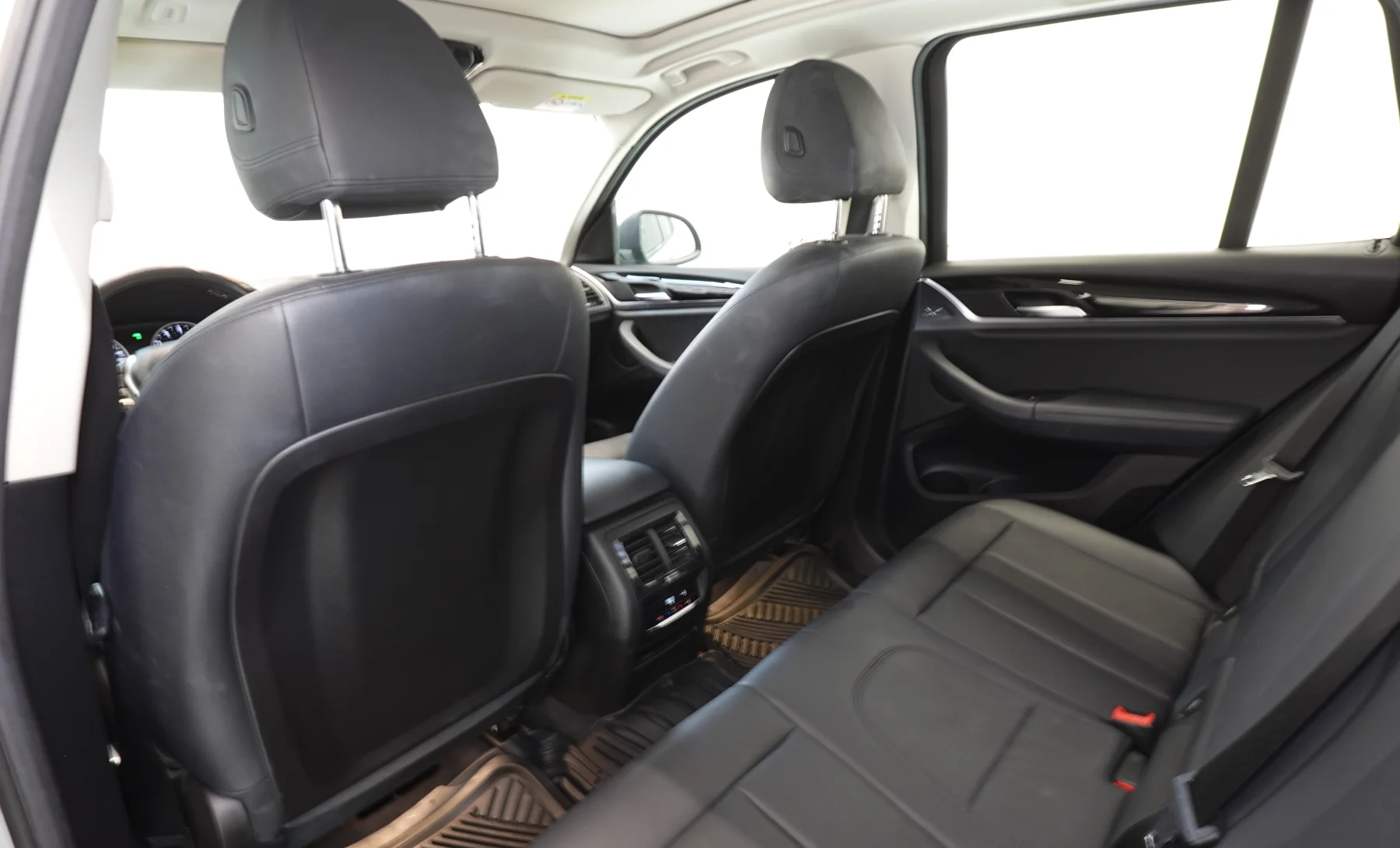 BMW X3 sDrive20i Executive 2019 — interior 5 de 8