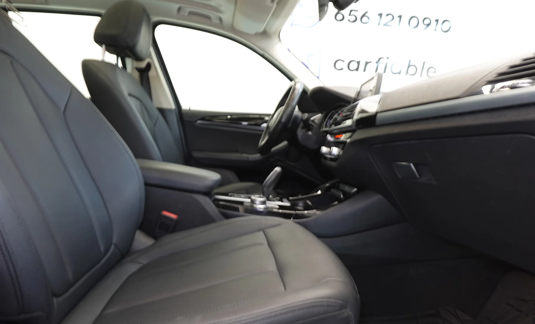 BMW X3 sDrive20i Executive 2019 — interior 7 de 8