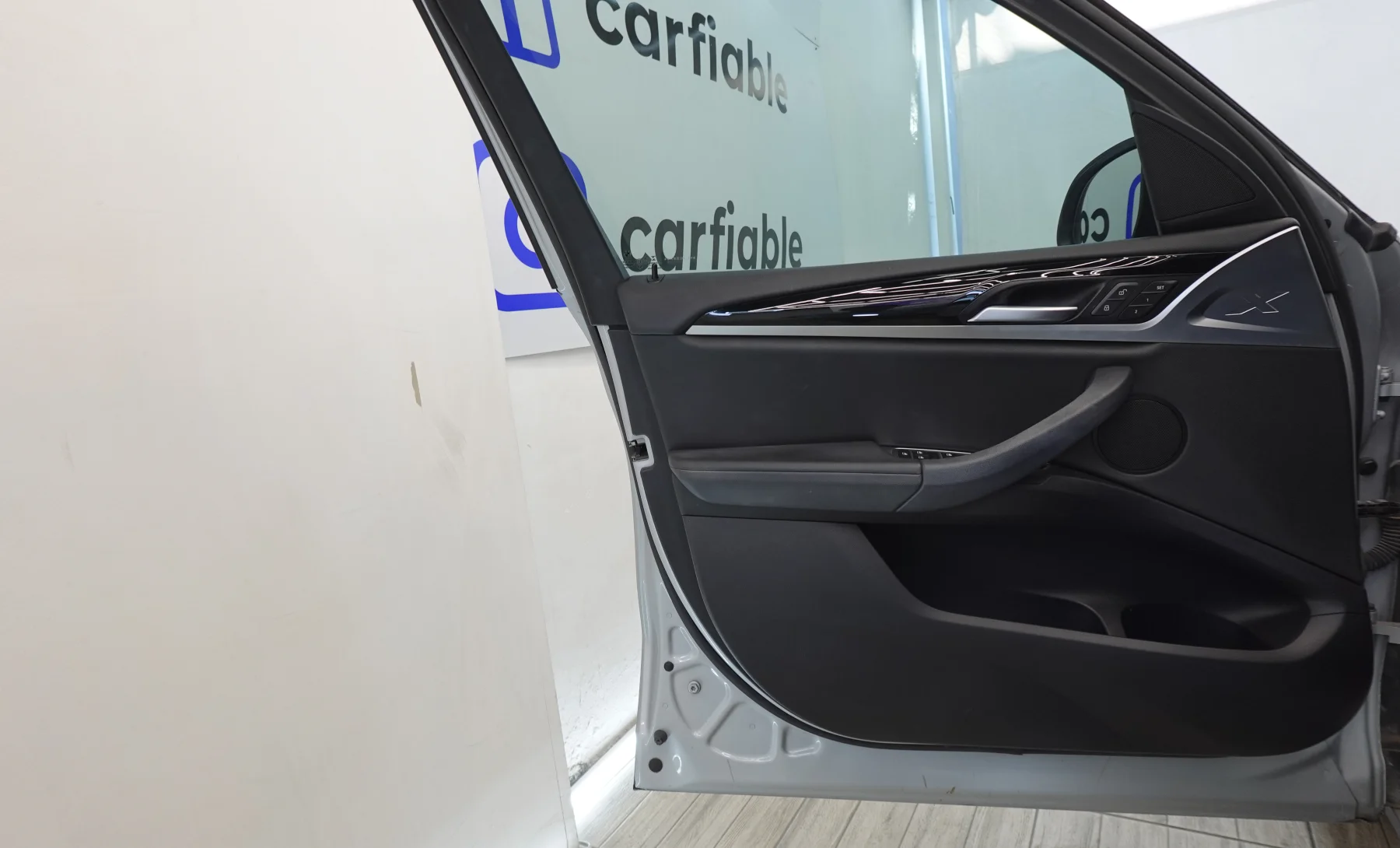 BMW X3 sDrive20i Executive 2019 — interior 8 de 8