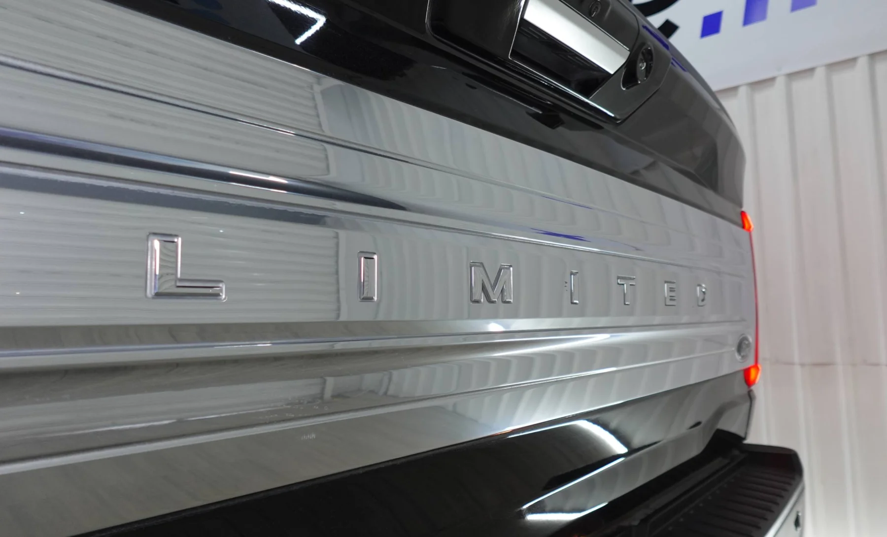 Ford Lobo Platinum Limited 2023 — interior 1 de 4
