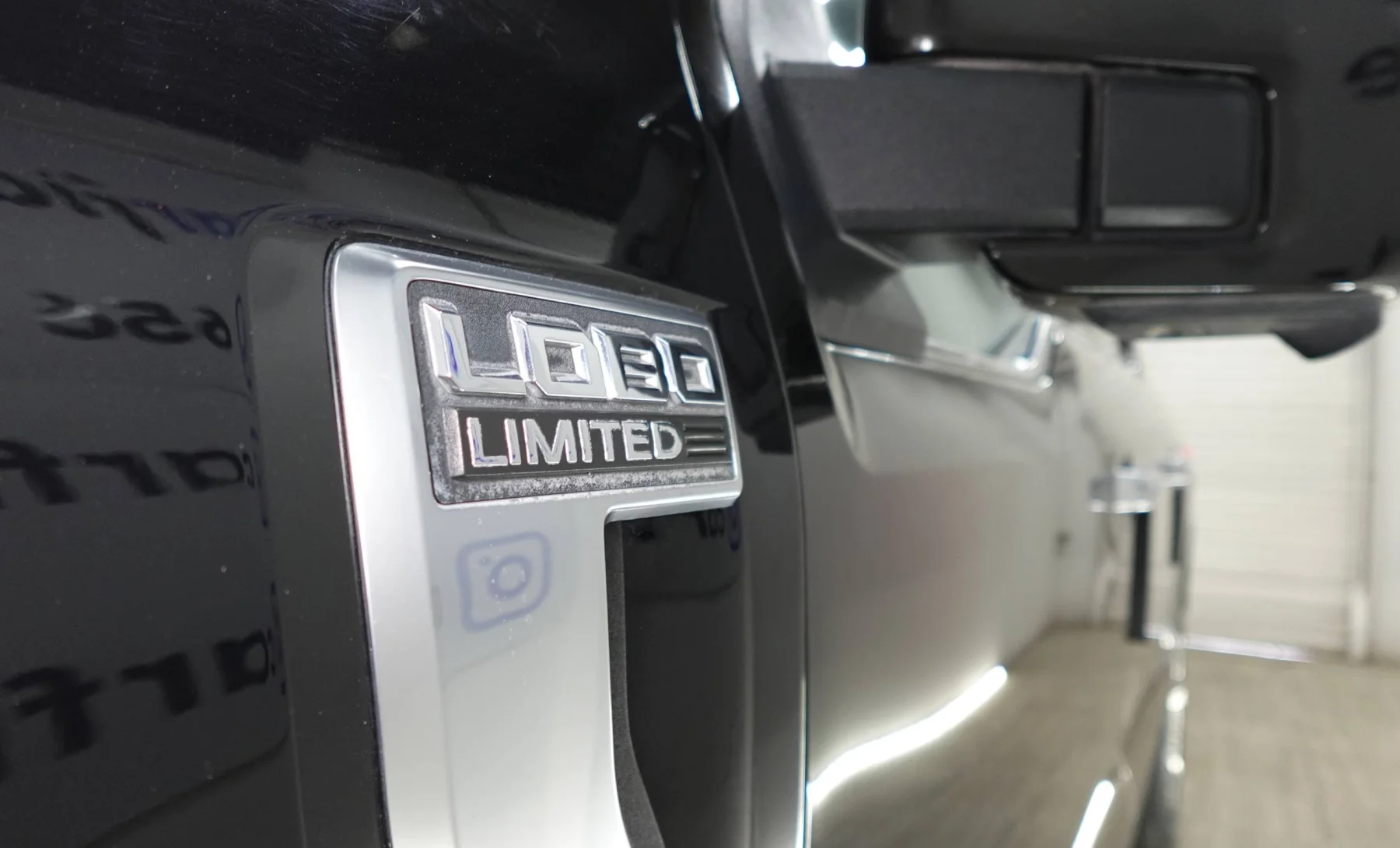 Ford Lobo Platinum Limited 2023 — interior 3 de 4