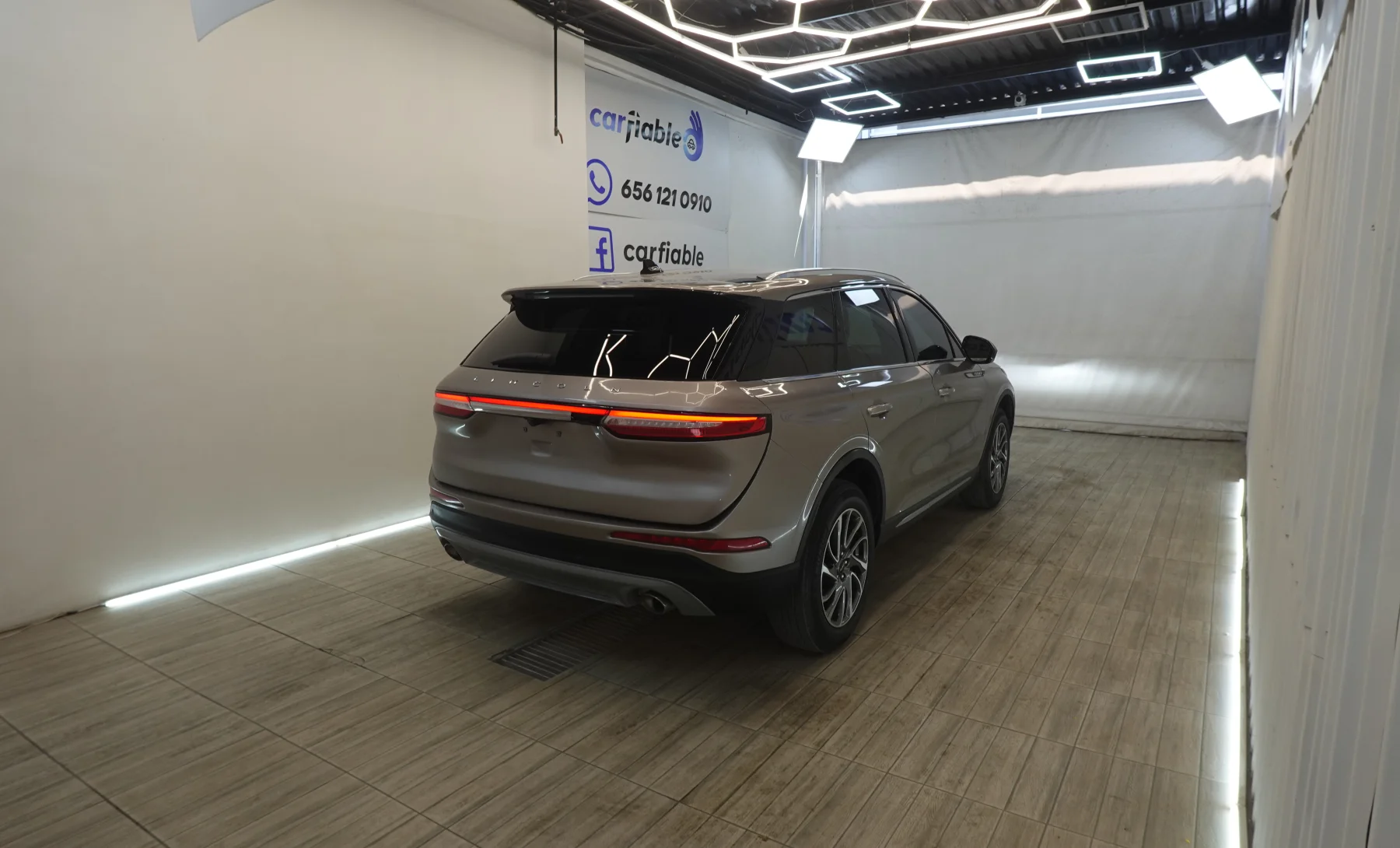 Lincoln Corsair Base 2021 — exterior 4 de 10