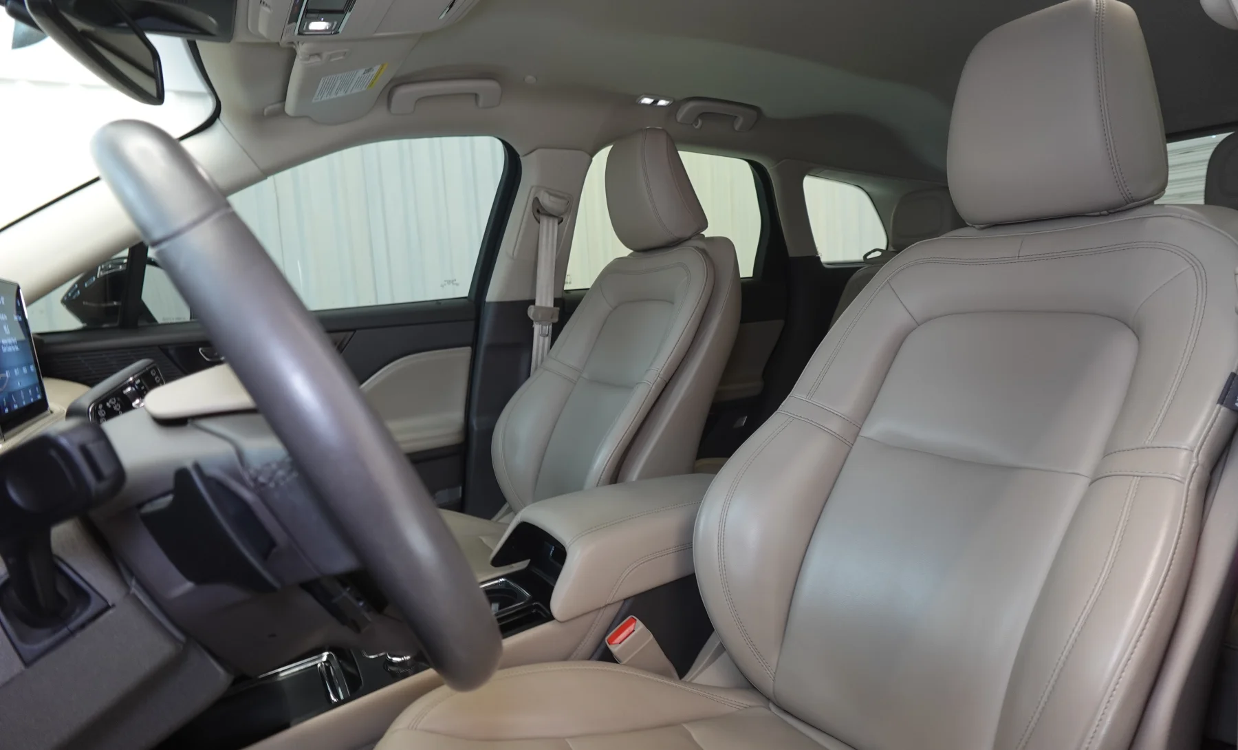 Lincoln Corsair Base 2021 — interior 2 de 7