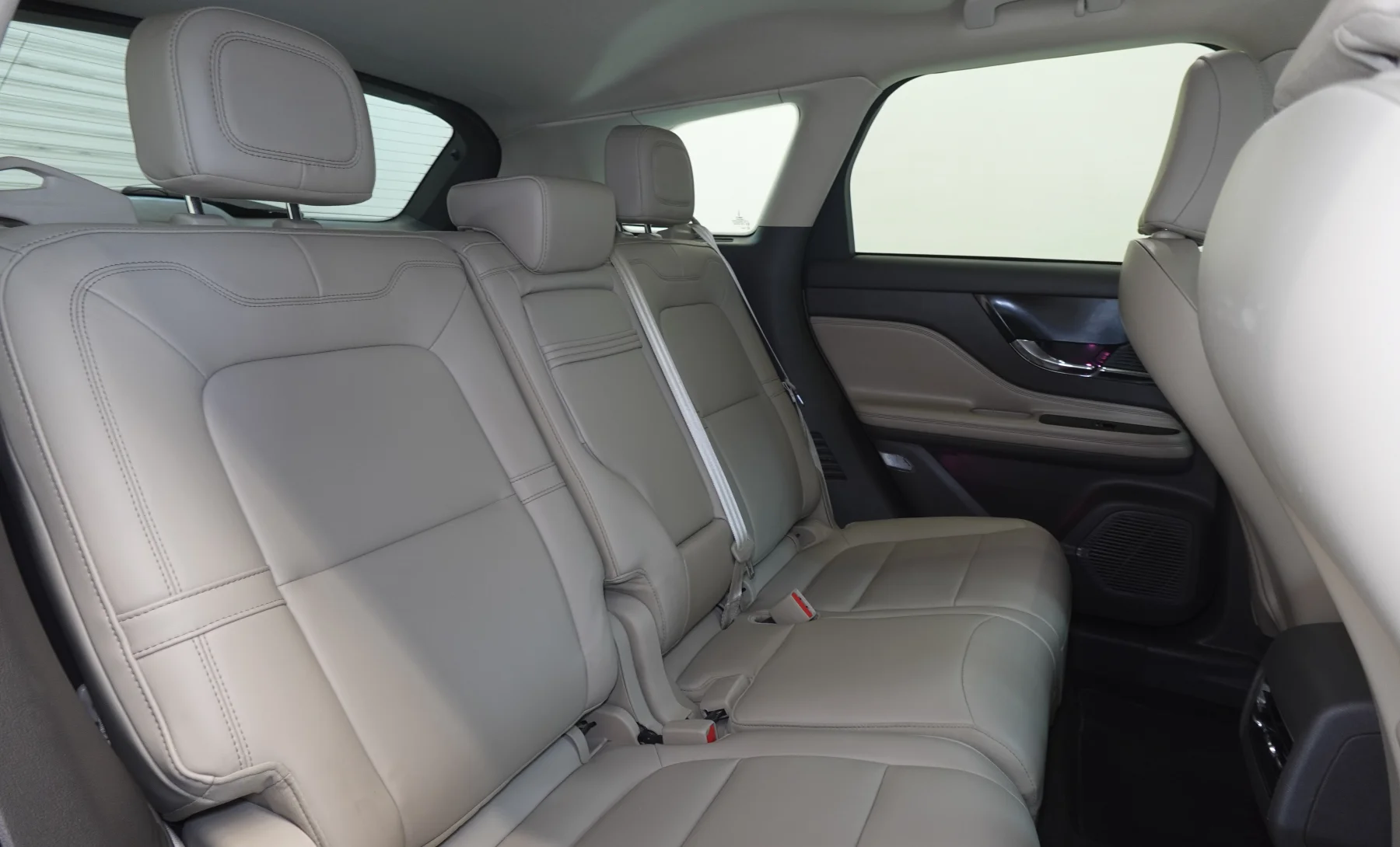 Lincoln Corsair Base 2021 — interior 4 de 7
