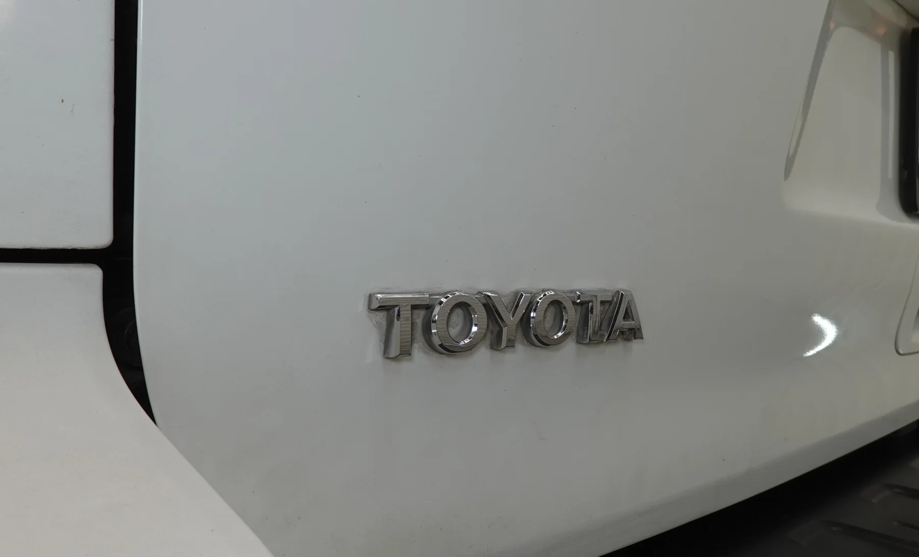Toyota Sequoia SR5 2010 — exterior 9 de 10