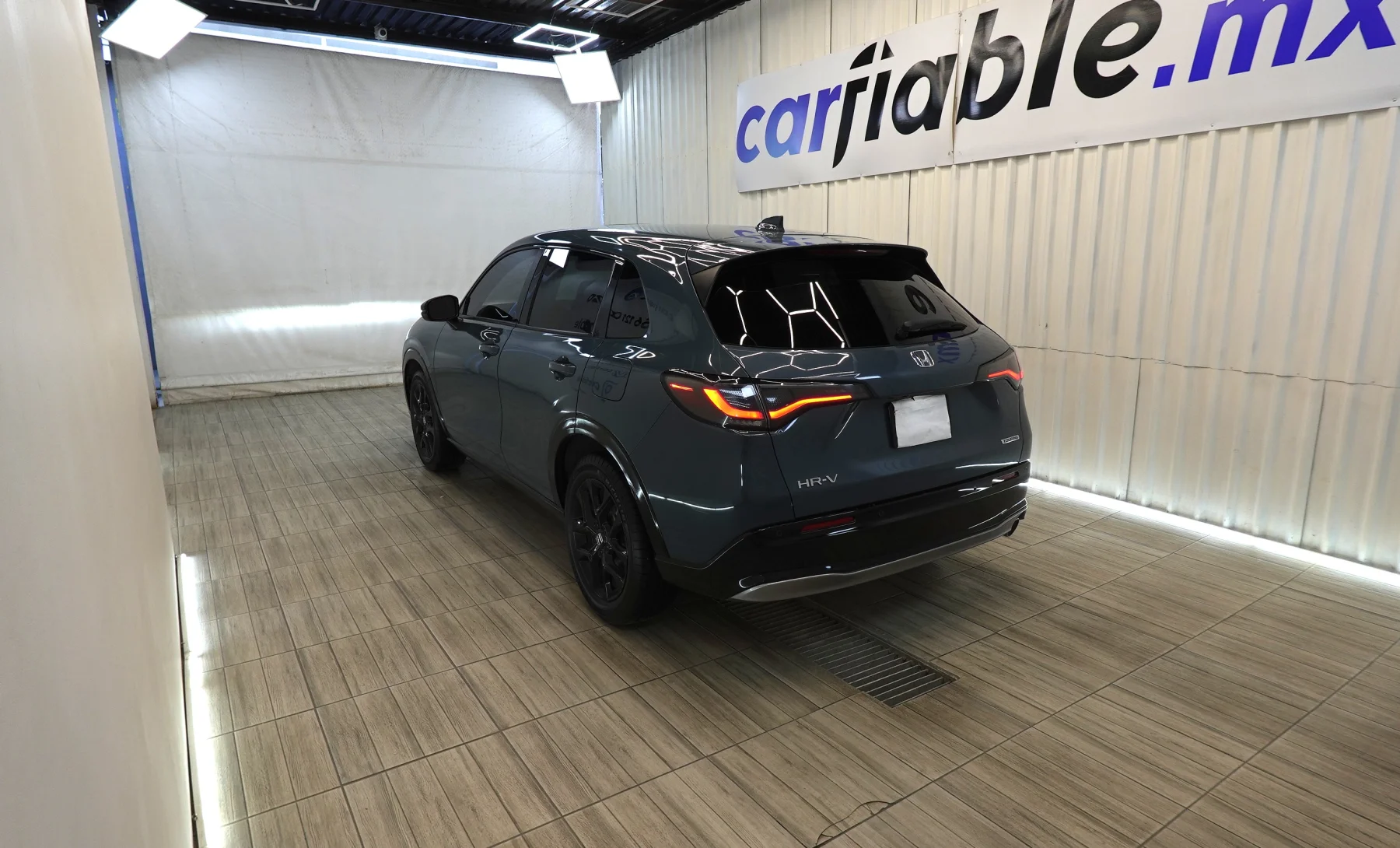 Honda HR-V Touring 2024 — exterior 6 de 10