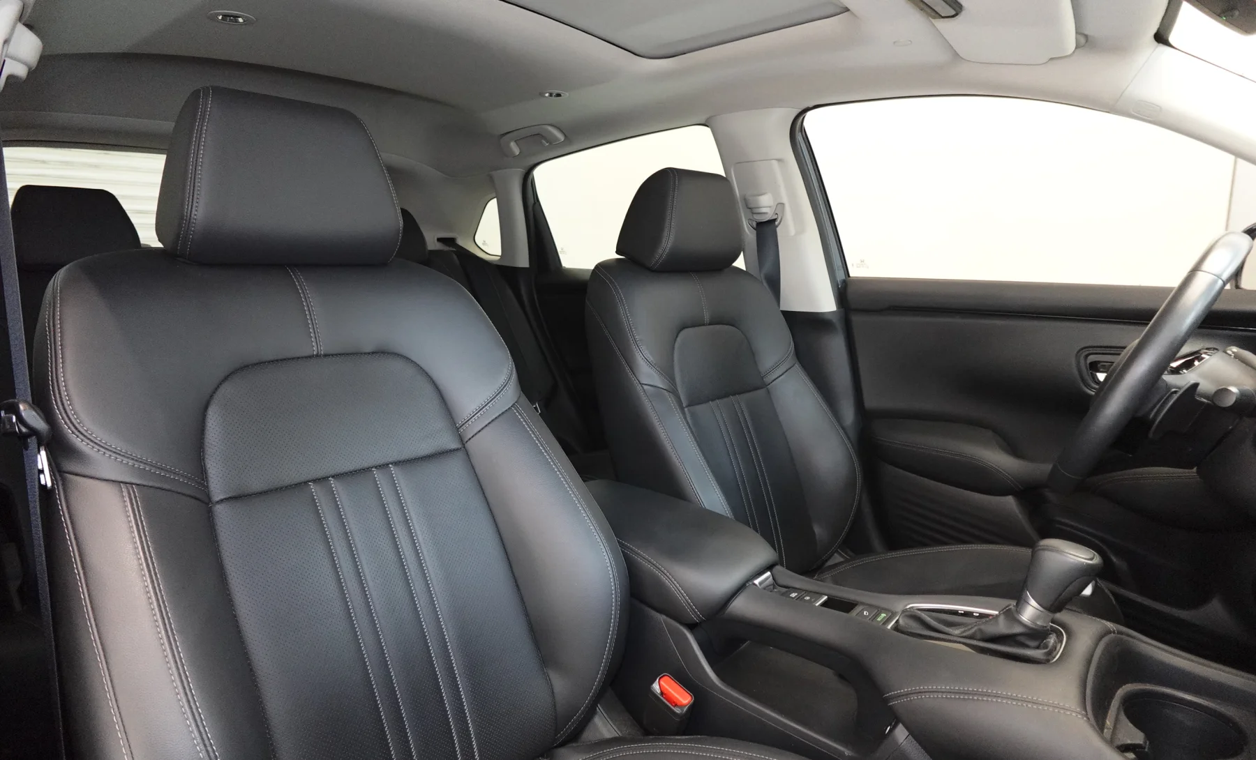 Honda HR-V Touring 2024 — interior 7 de 10