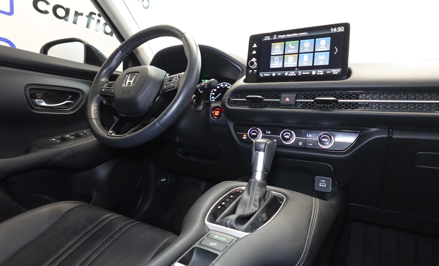 Honda HR-V Touring 2024 — interior 6 de 10