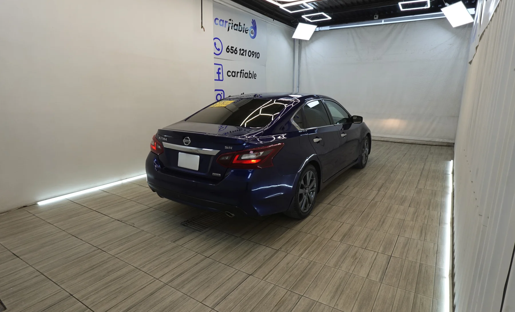 Nissan Altima SR 2018 — exterior 4 de 10
